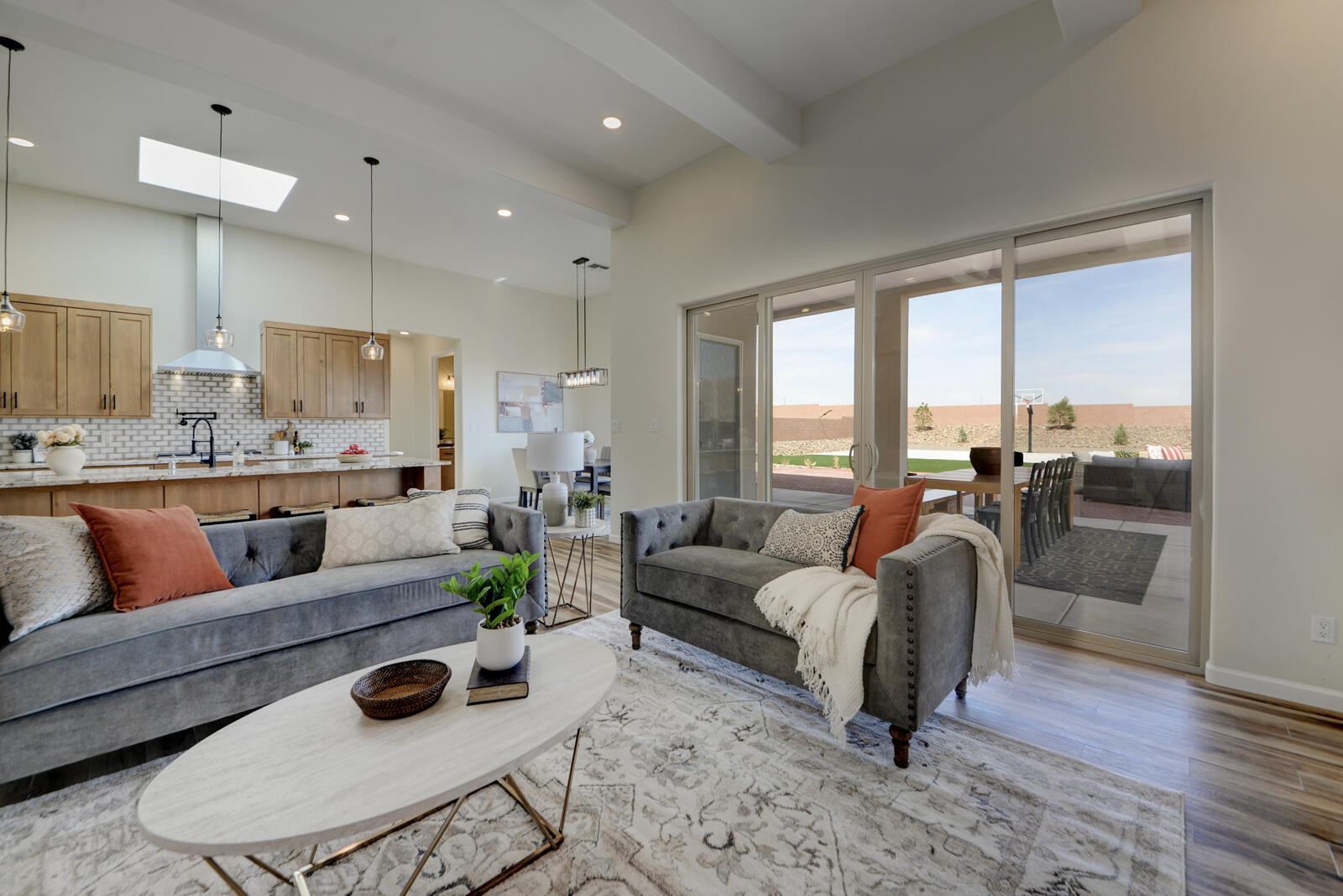 6717 Nacelle Road NE