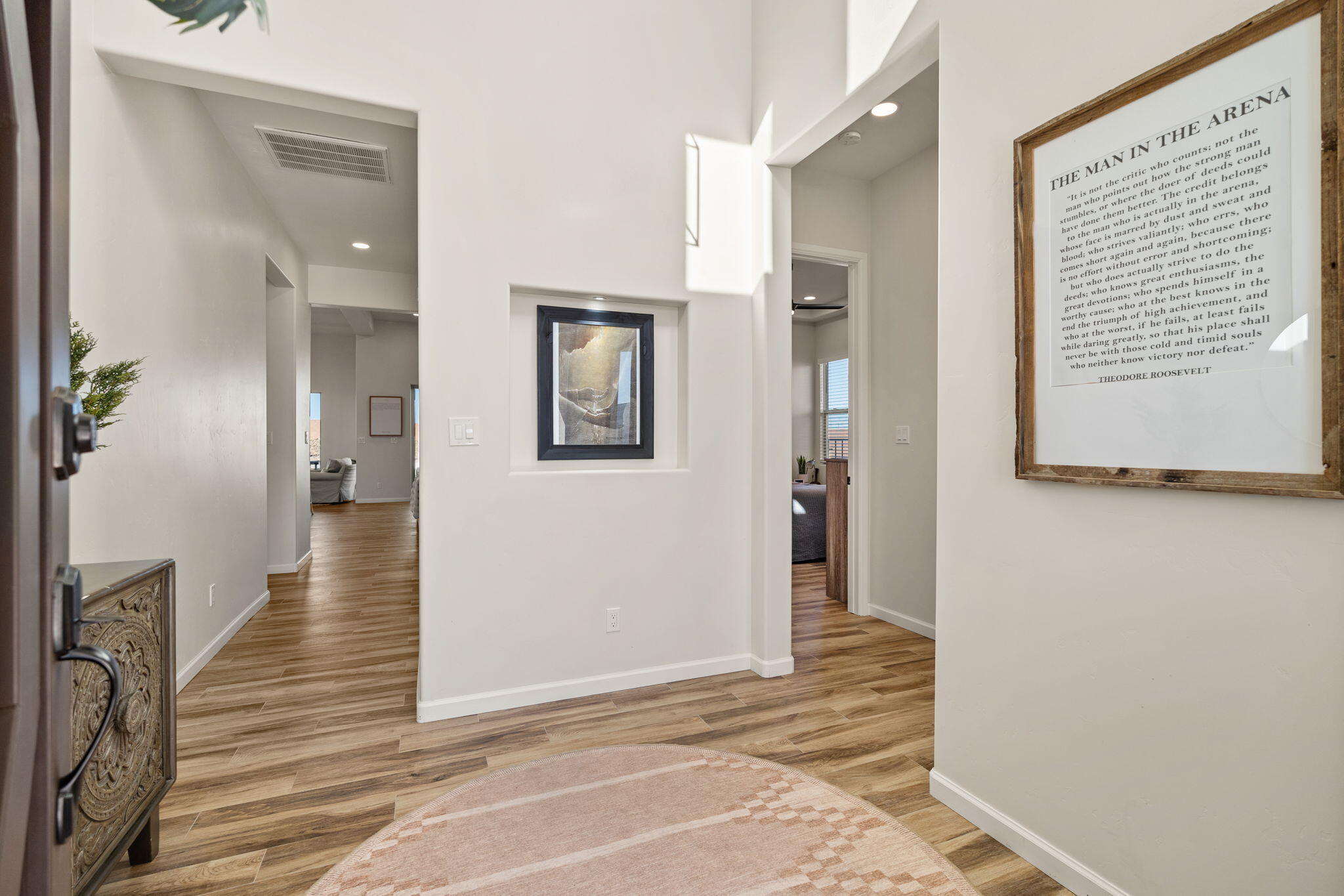 6717 Nacelle Road NE