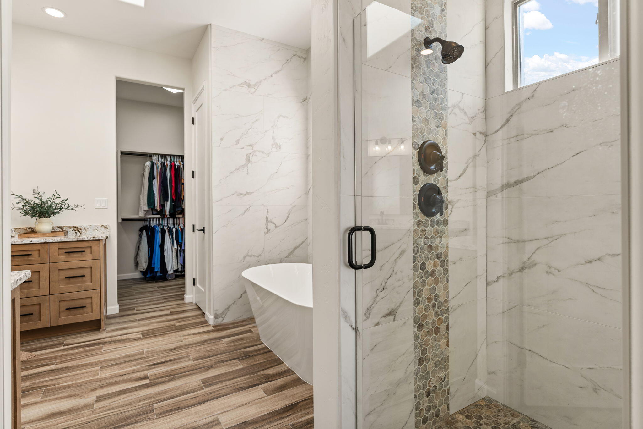 6717 Nacelle Road NE