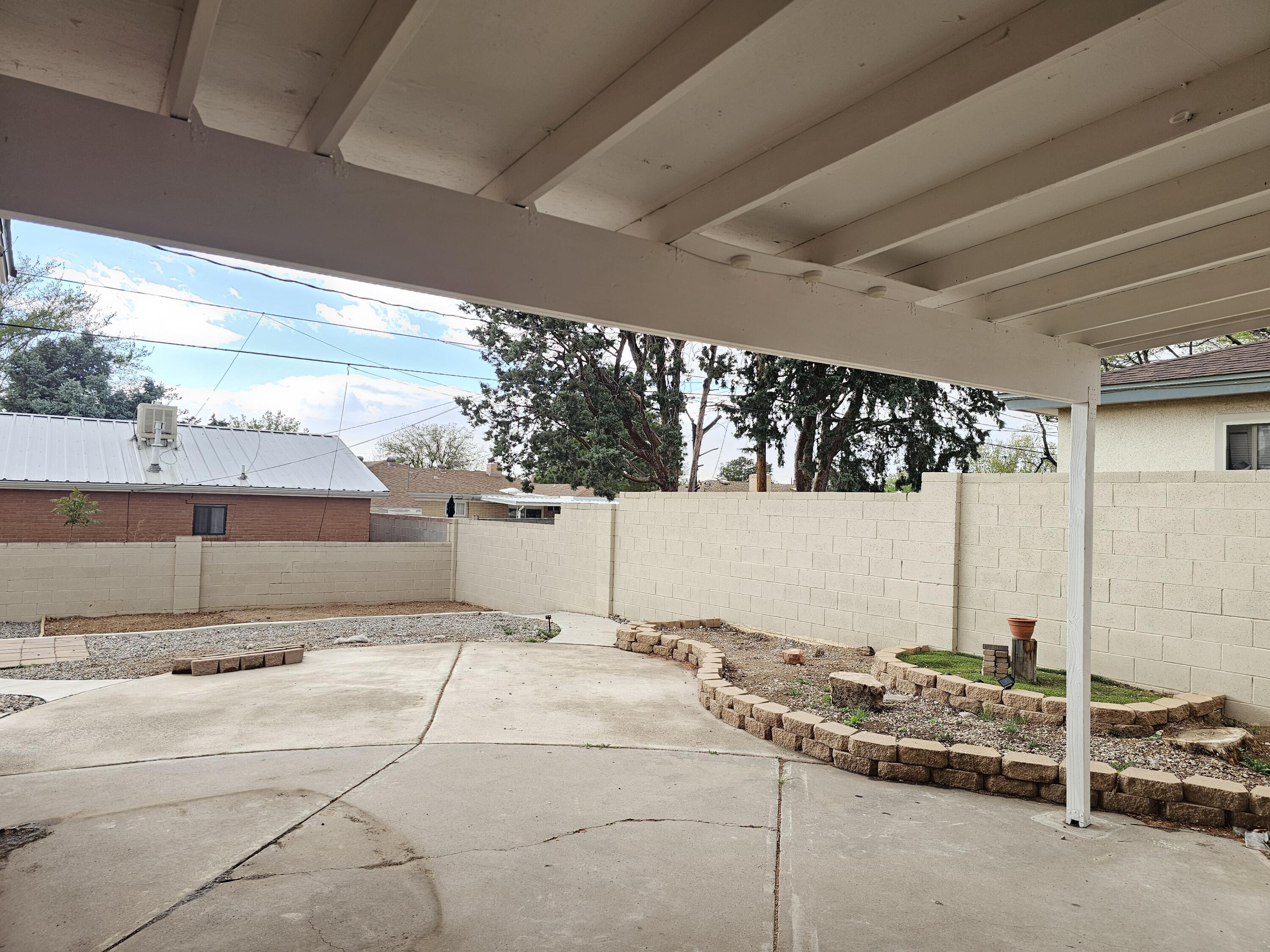 2701 Cagua Drive NE