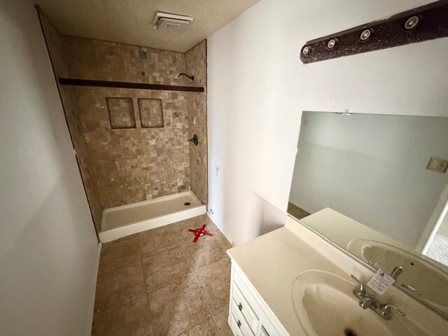 1332 Tesuque Court NE