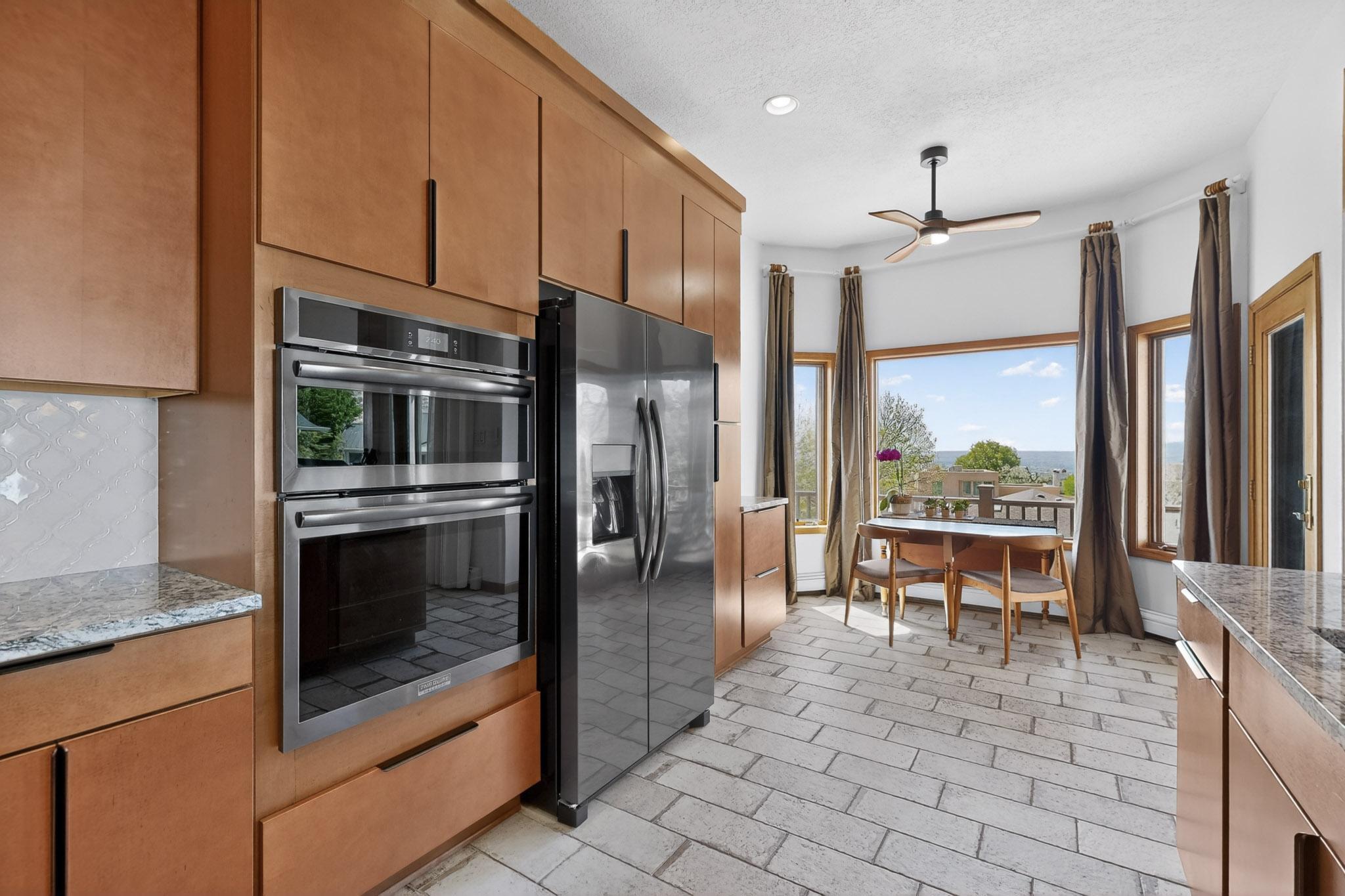 1109 Daskalos Drive NE