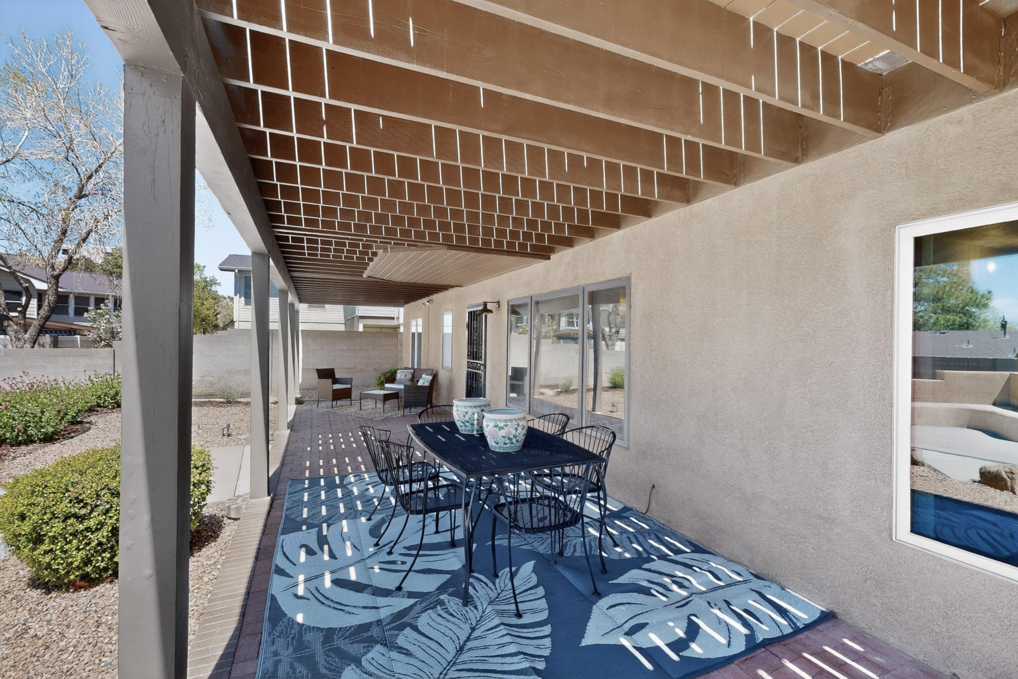 1109 Daskalos Drive NE