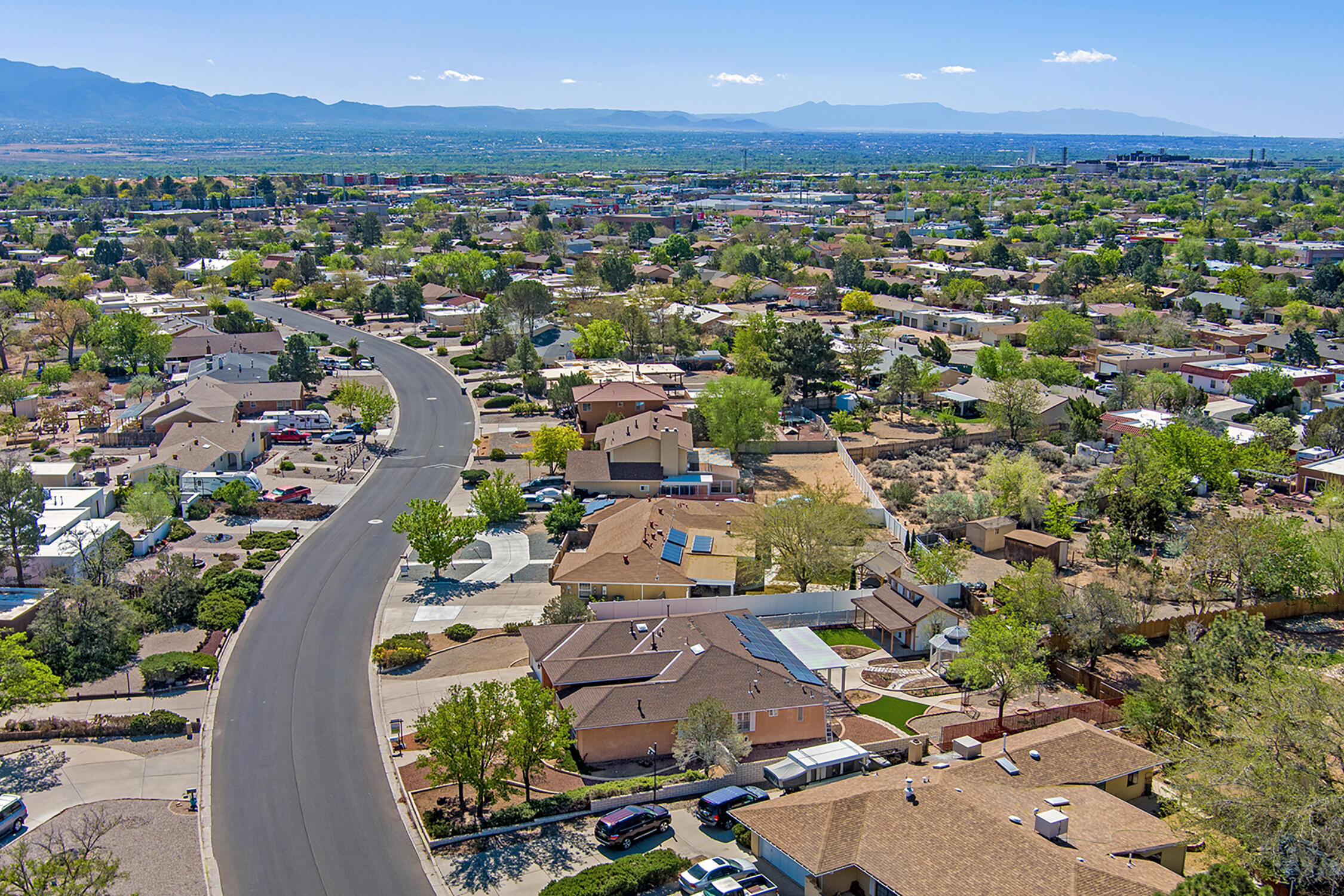 3706 Saint Andrews Drive SE