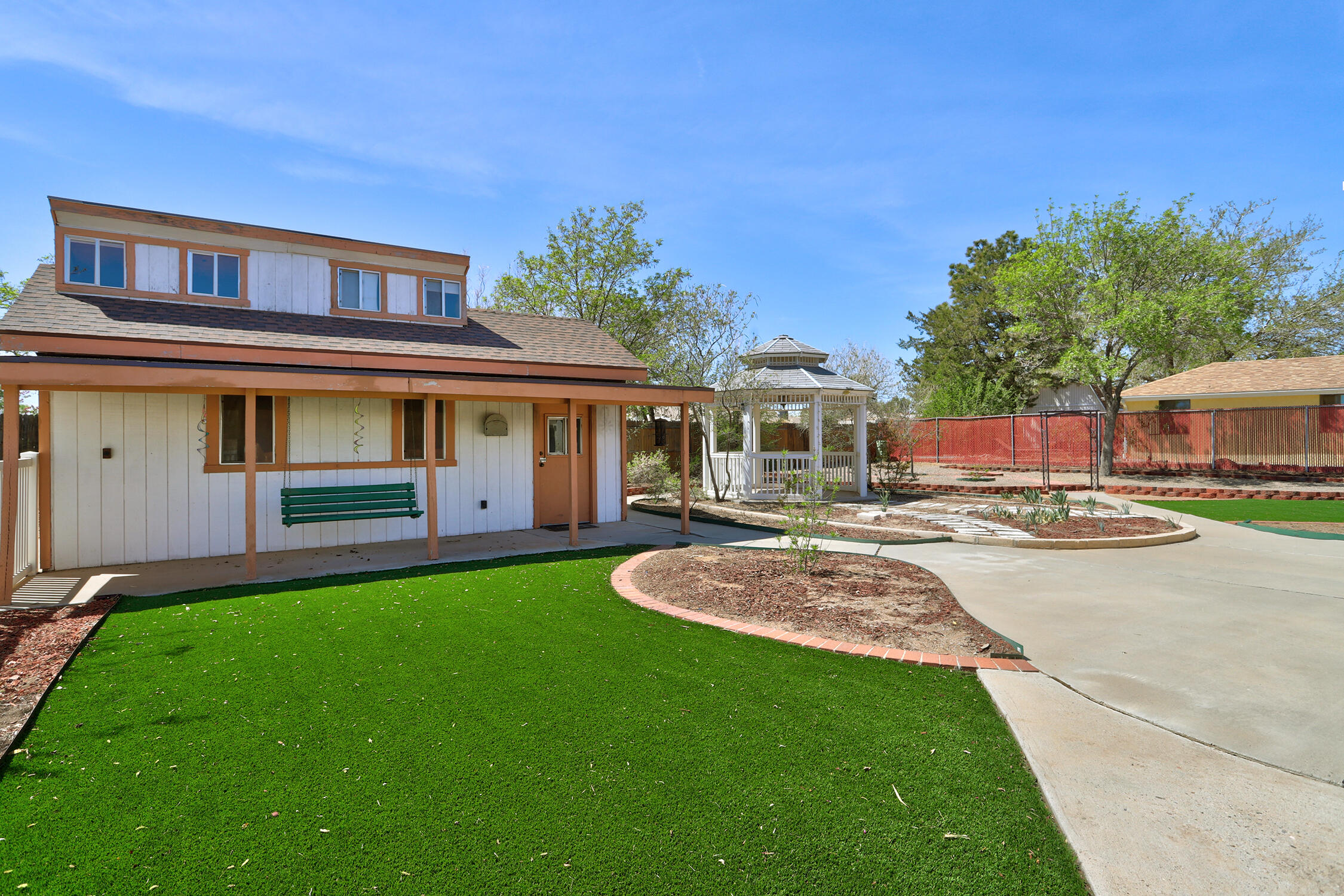 3706 Saint Andrews Drive SE