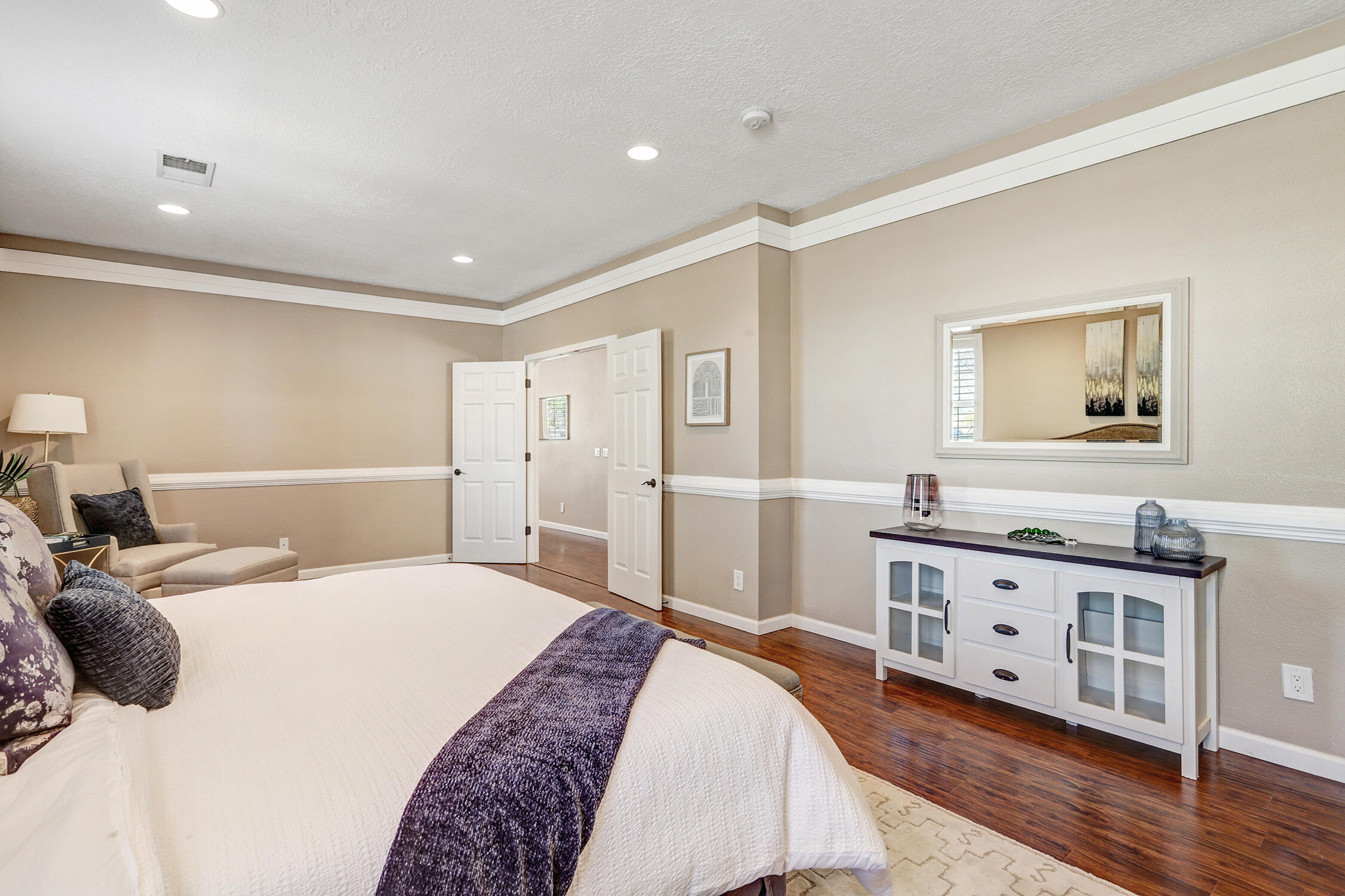 3706 Saint Andrews Drive SE