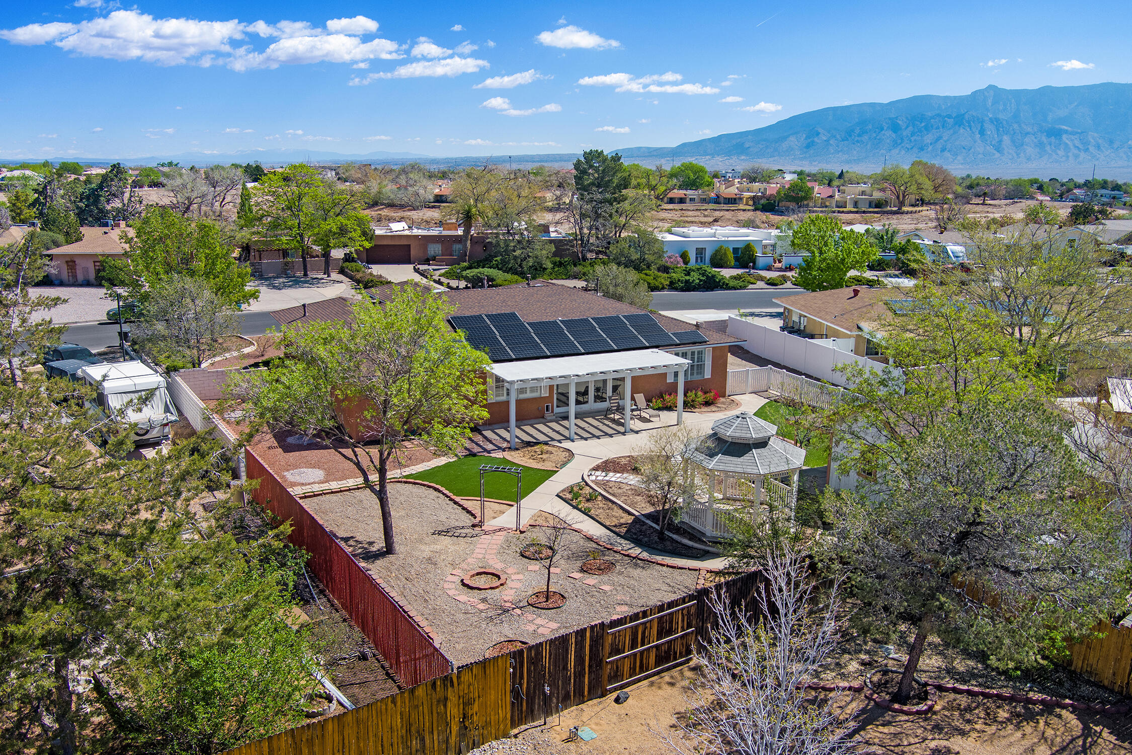 3706 Saint Andrews Drive SE