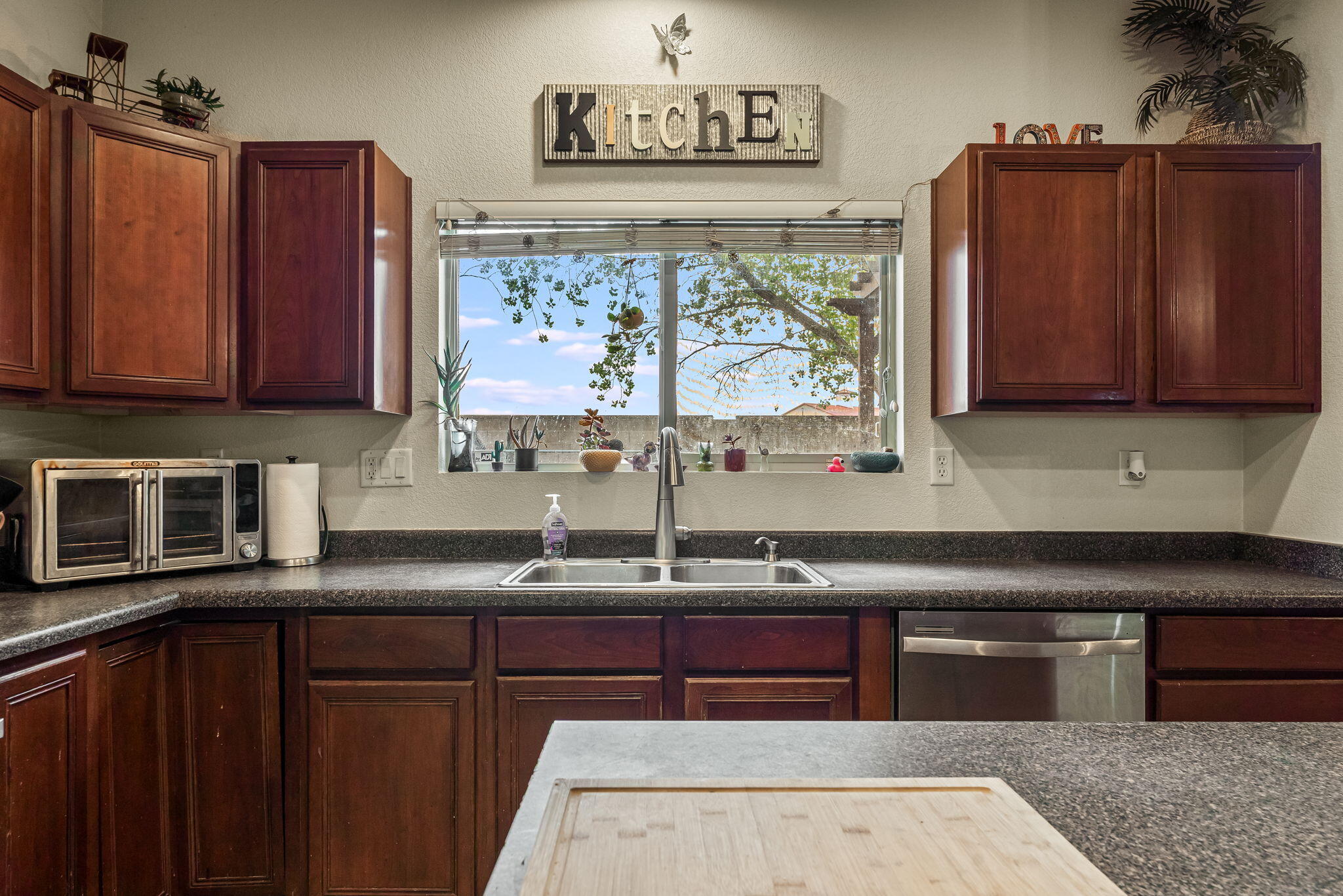 5908 Mesa Sombra Place NW