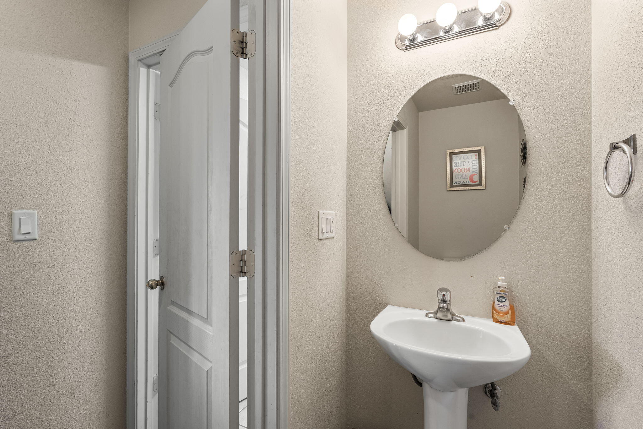 5908 Mesa Sombra Place NW