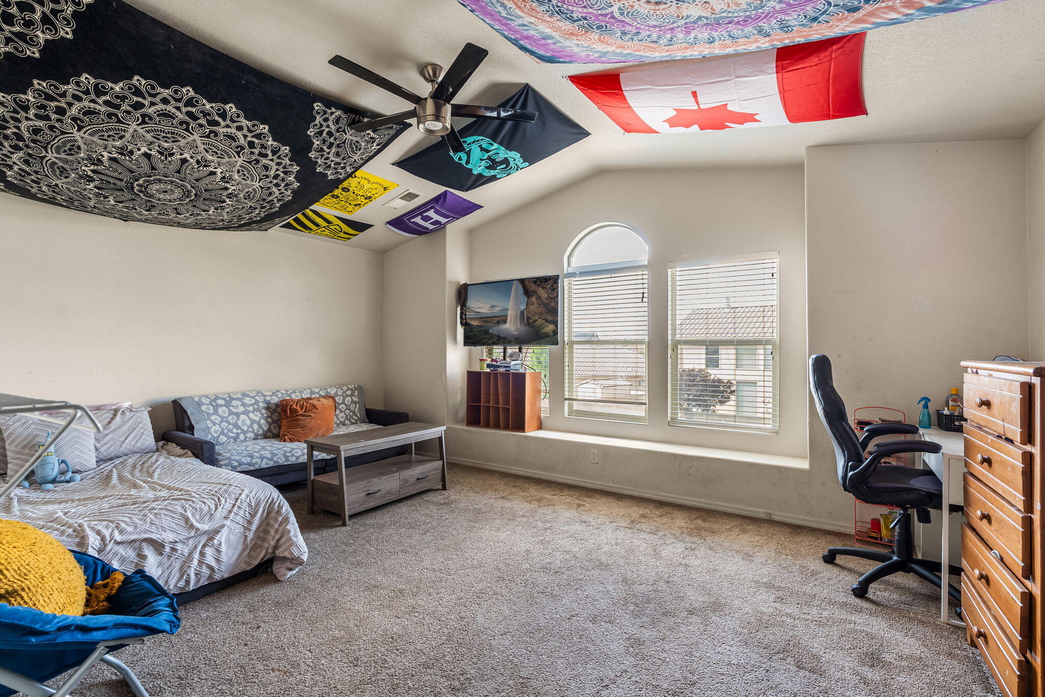 5908 Mesa Sombra Place NW