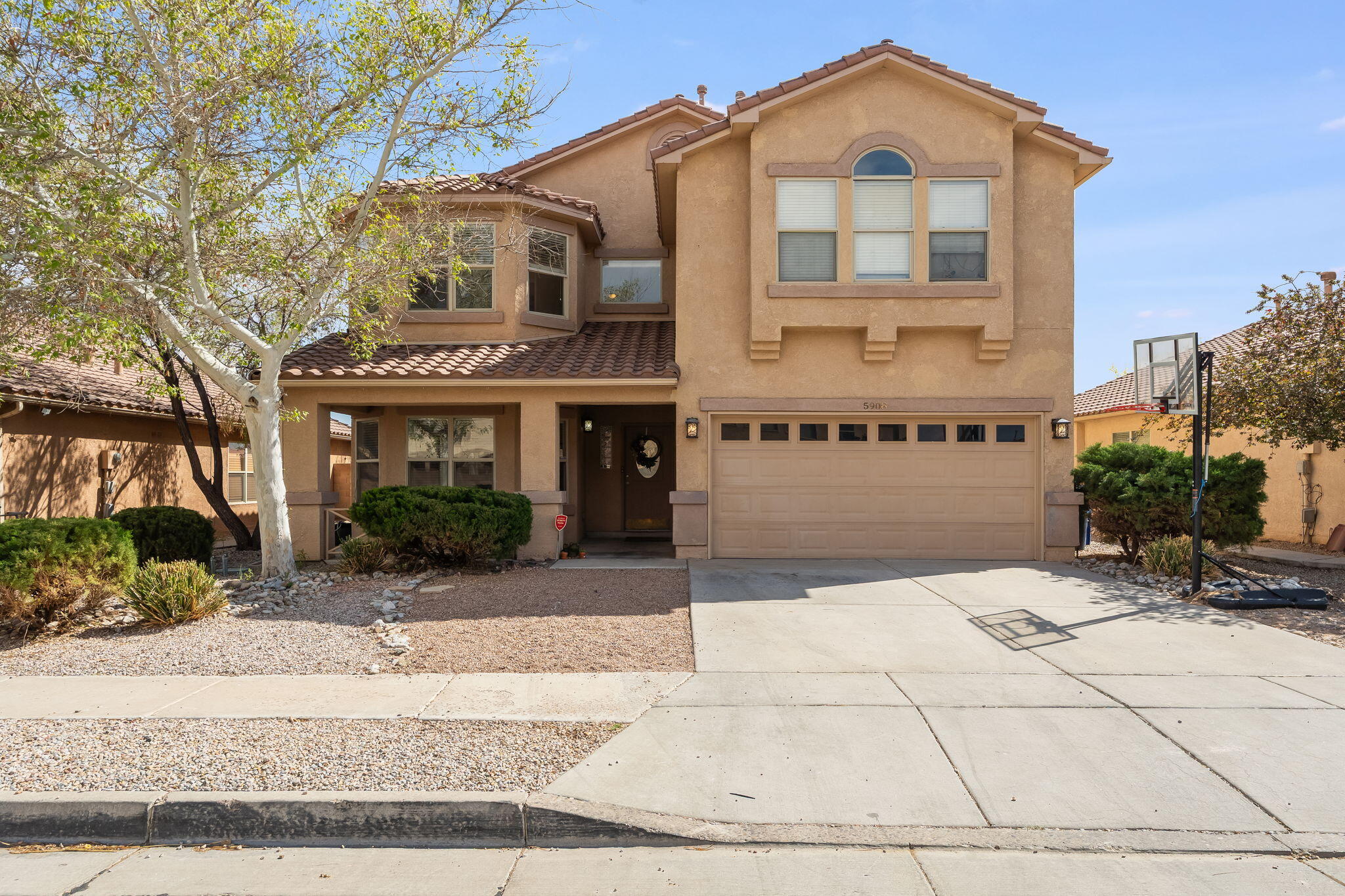 5908 Mesa Sombra Place NW