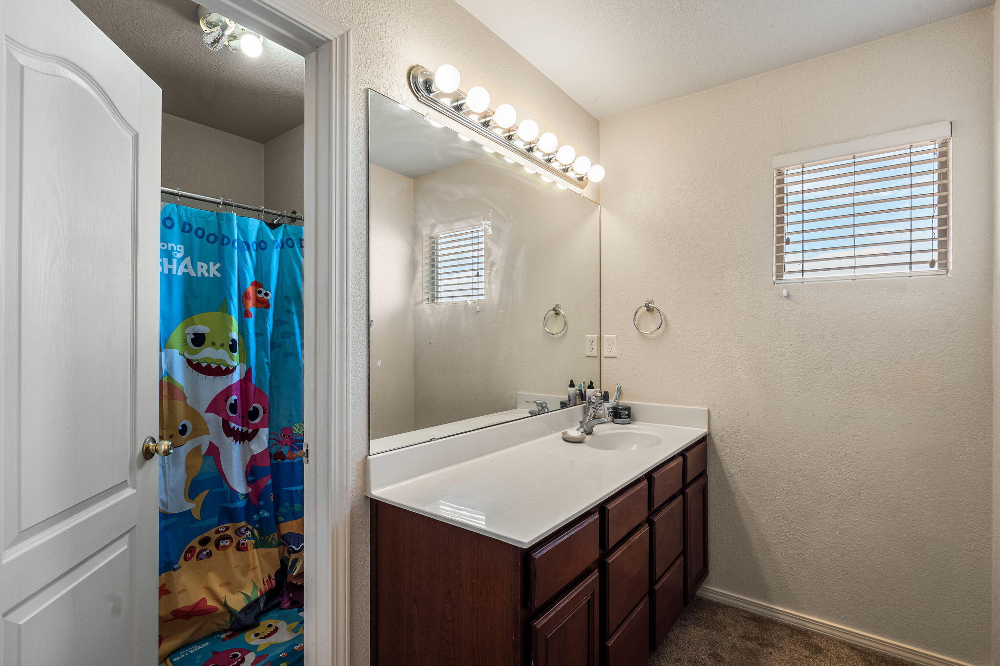 5908 Mesa Sombra Place NW