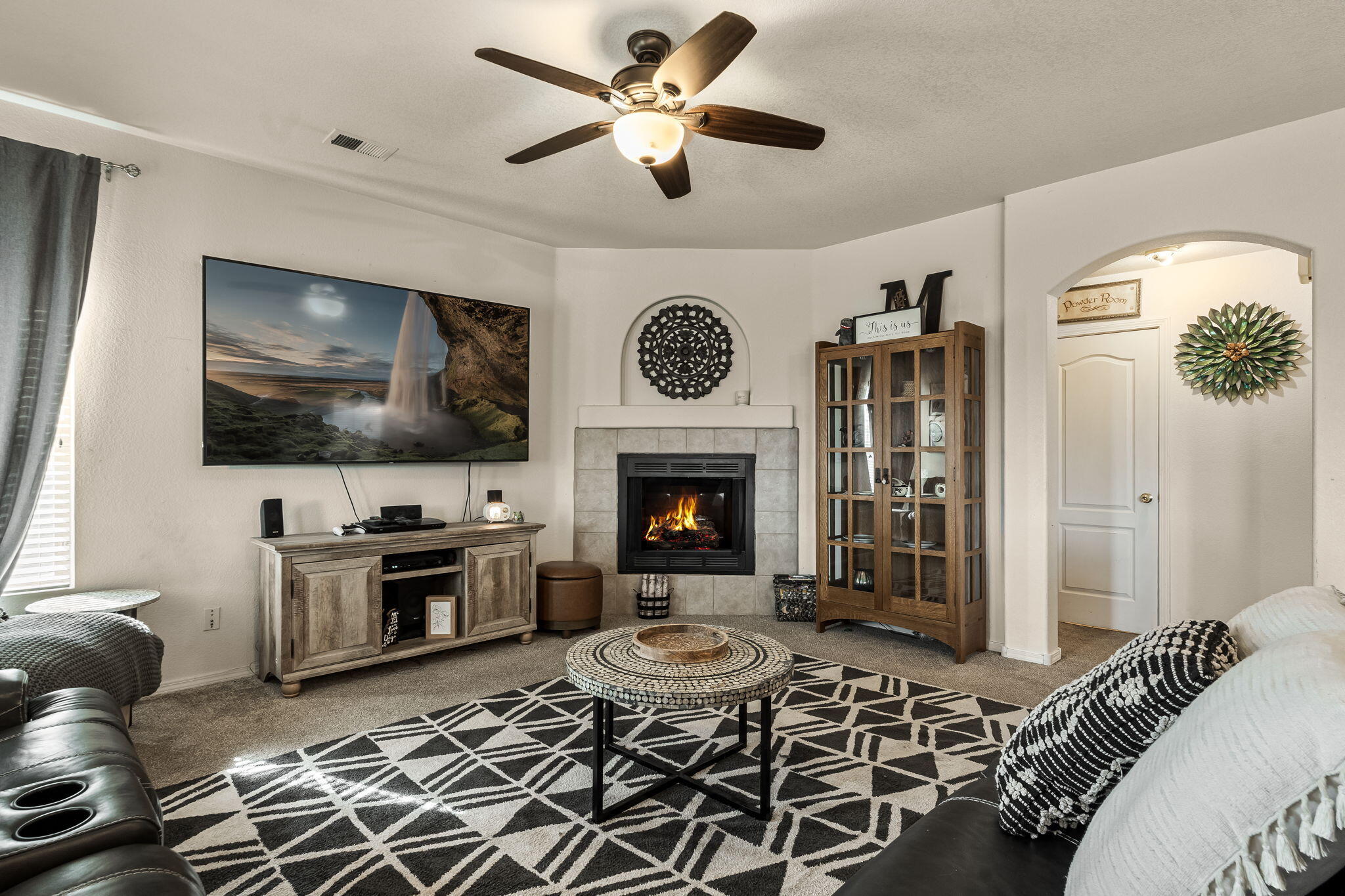 5908 Mesa Sombra Place NW