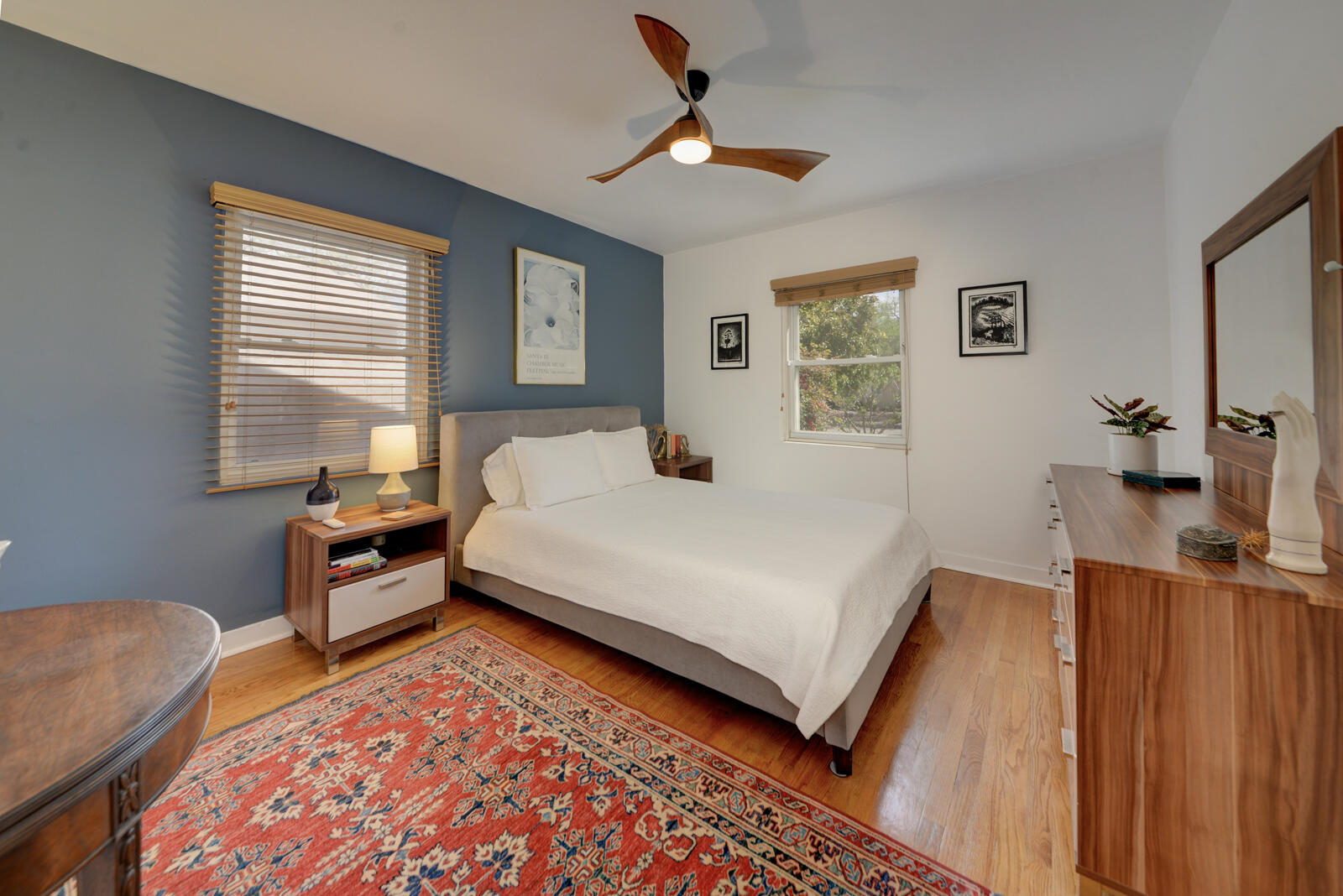 3929 Mesa Verde Avenue NE