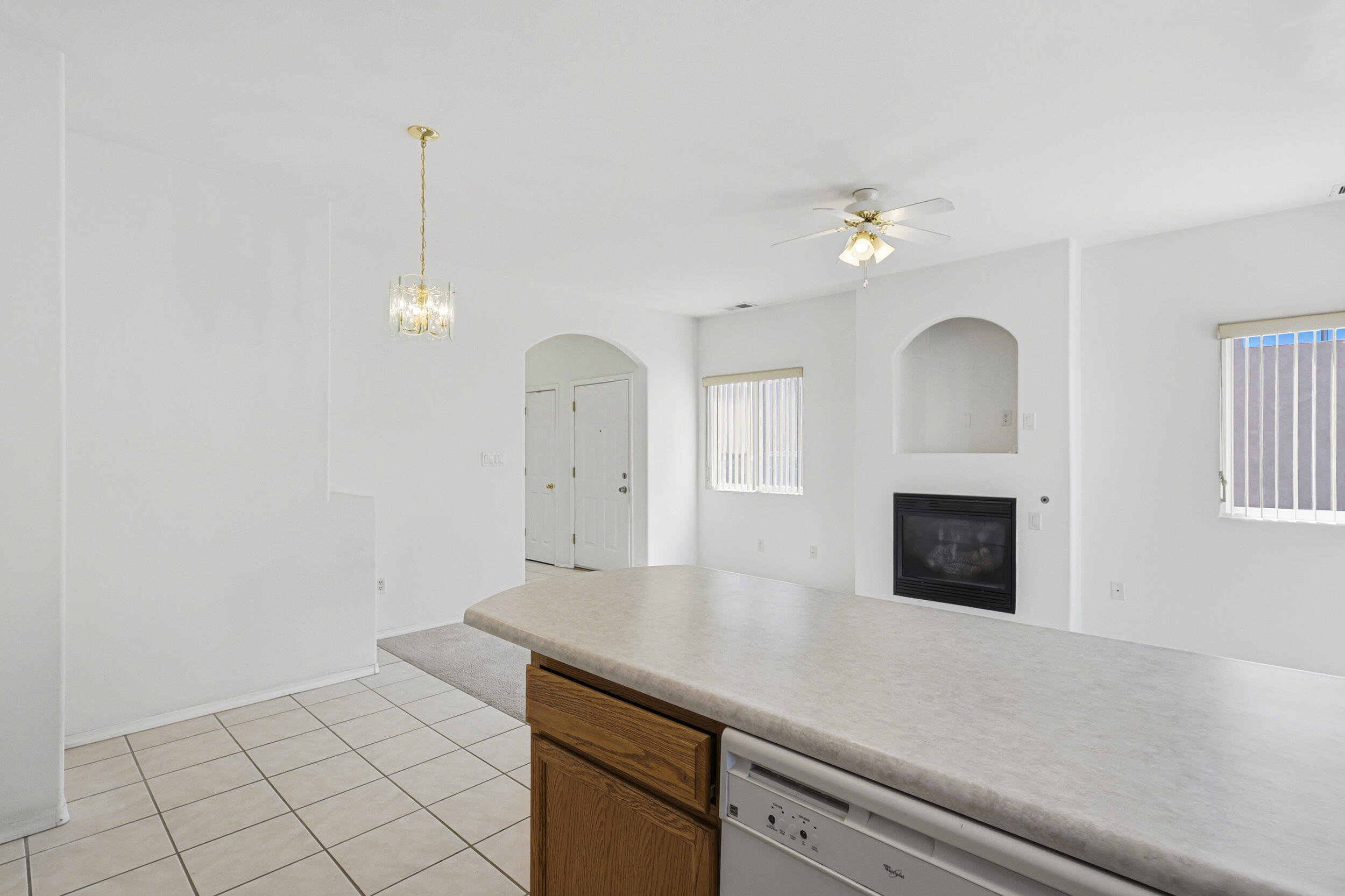 327 Kaylyn Drive SE