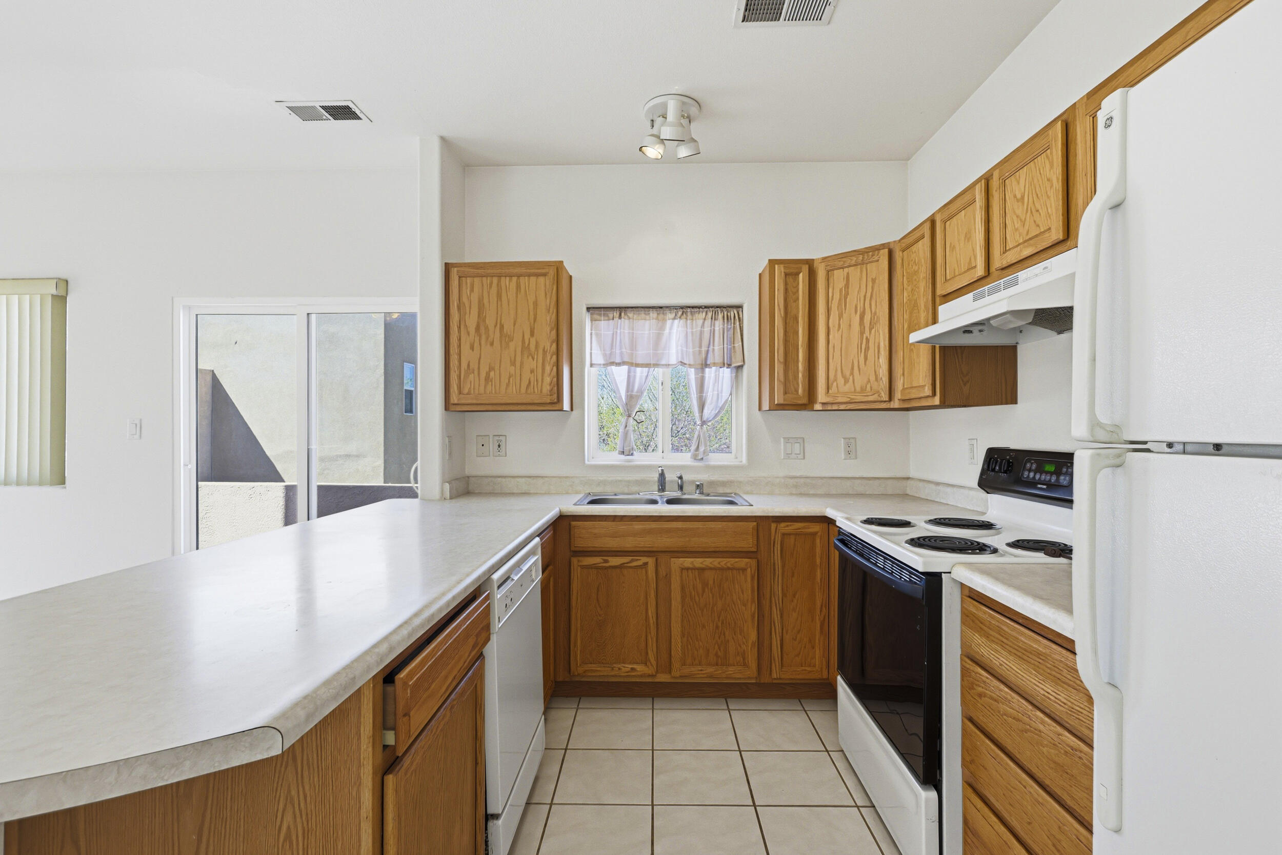 327 Kaylyn Drive SE