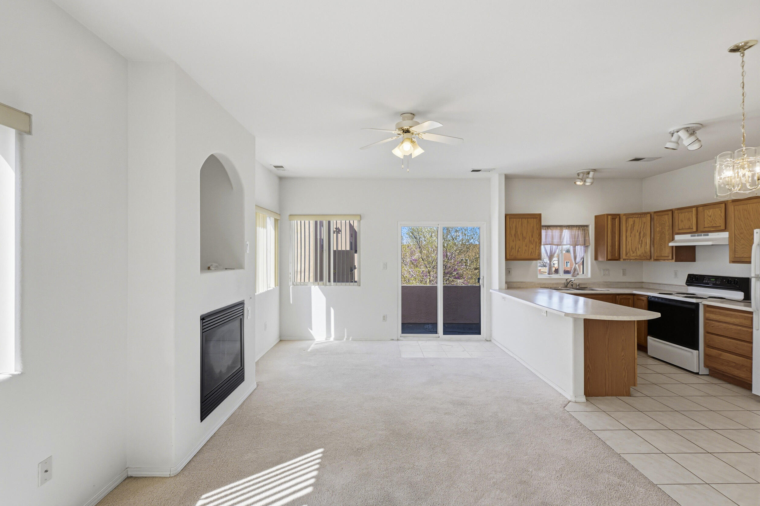 327 Kaylyn Drive SE