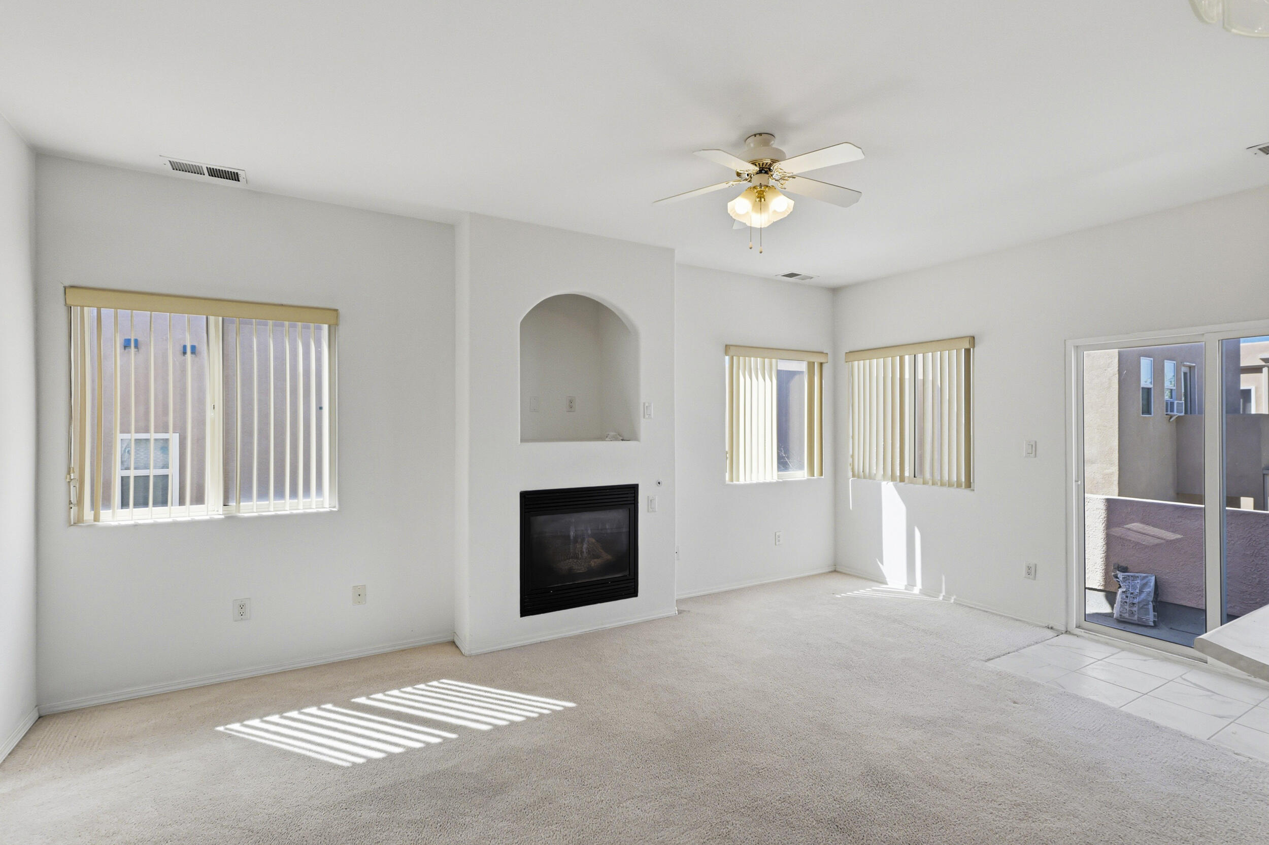 327 Kaylyn Drive SE