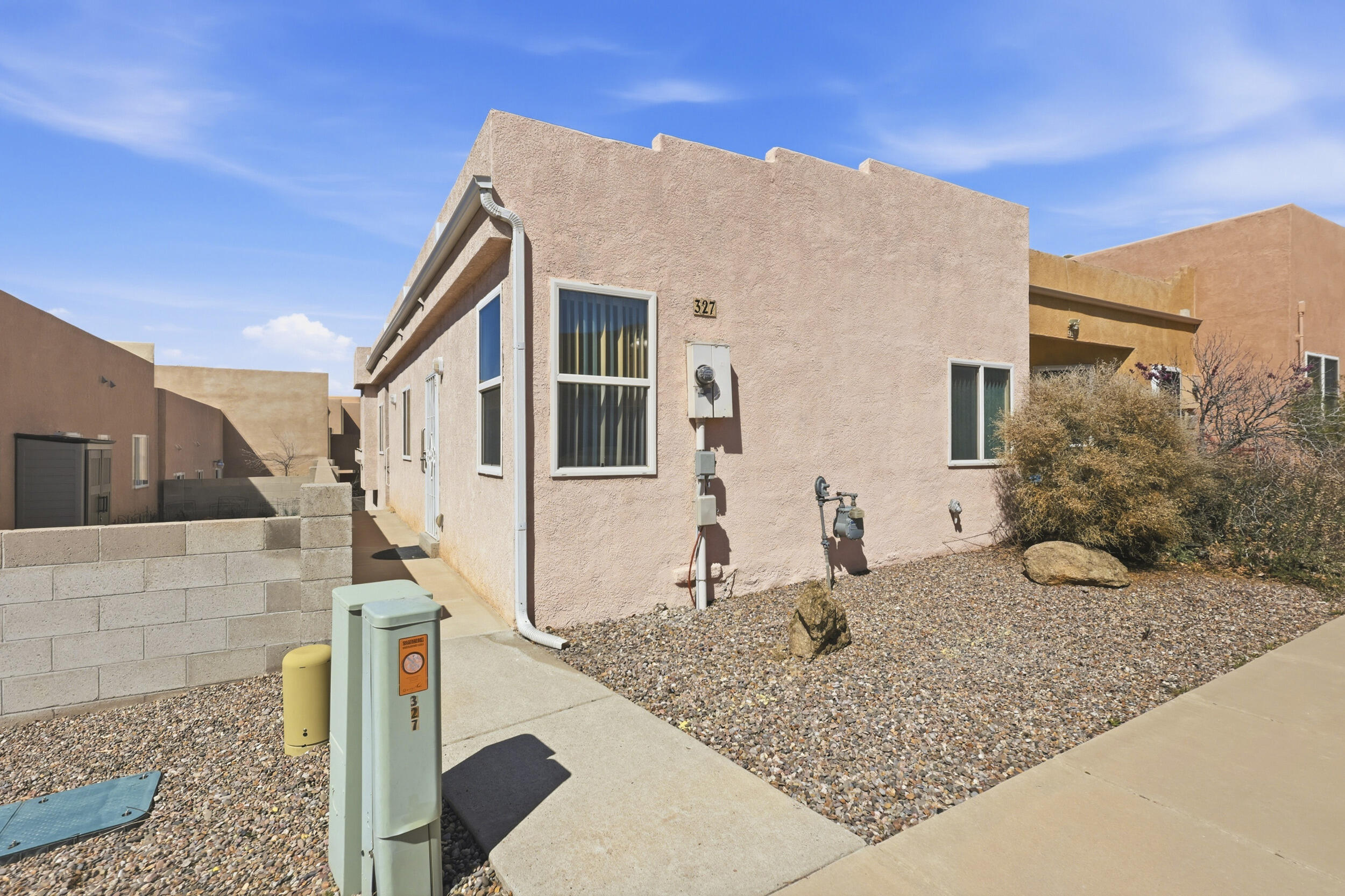 327 Kaylyn Drive SE