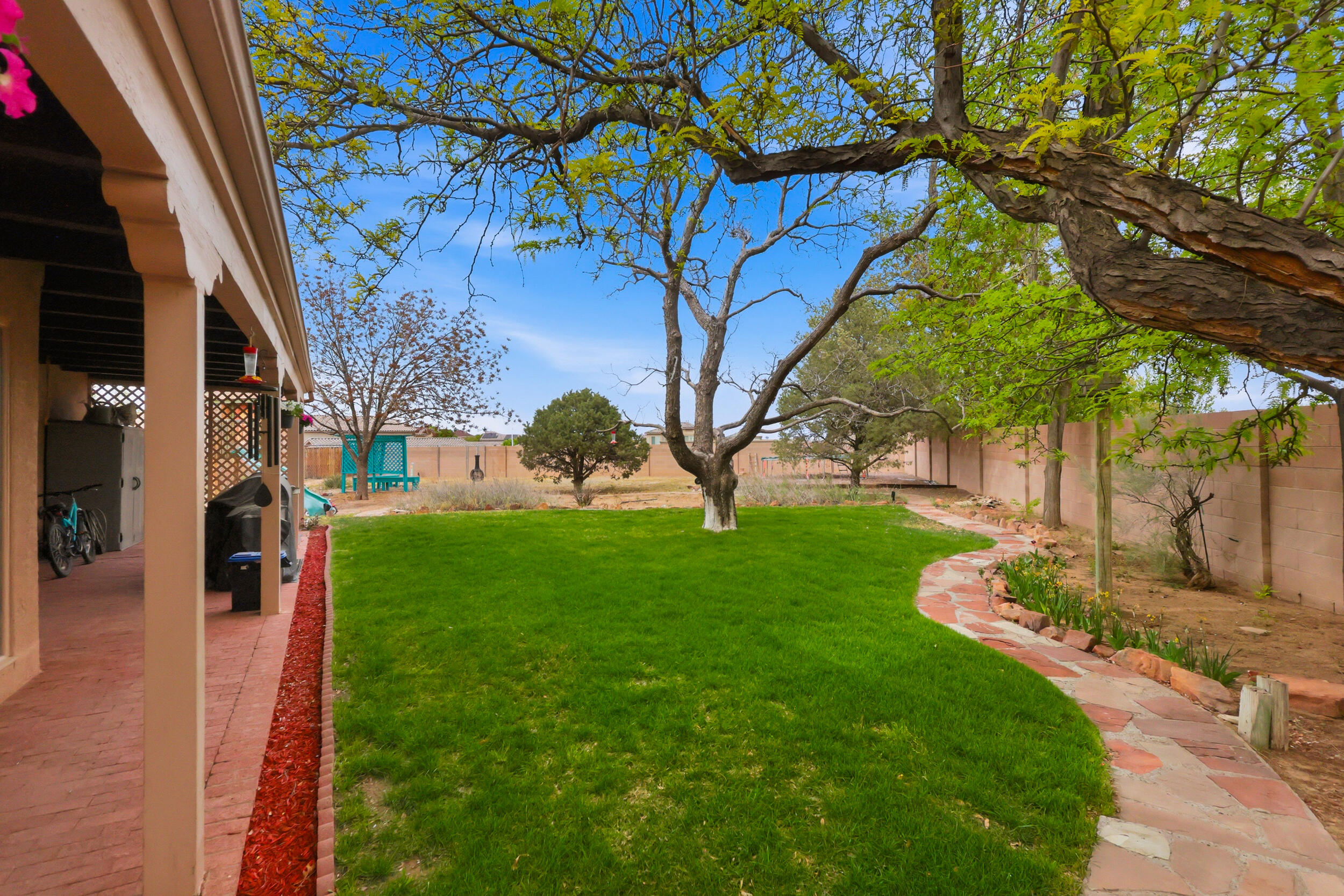 1181 Mesa Loop NW