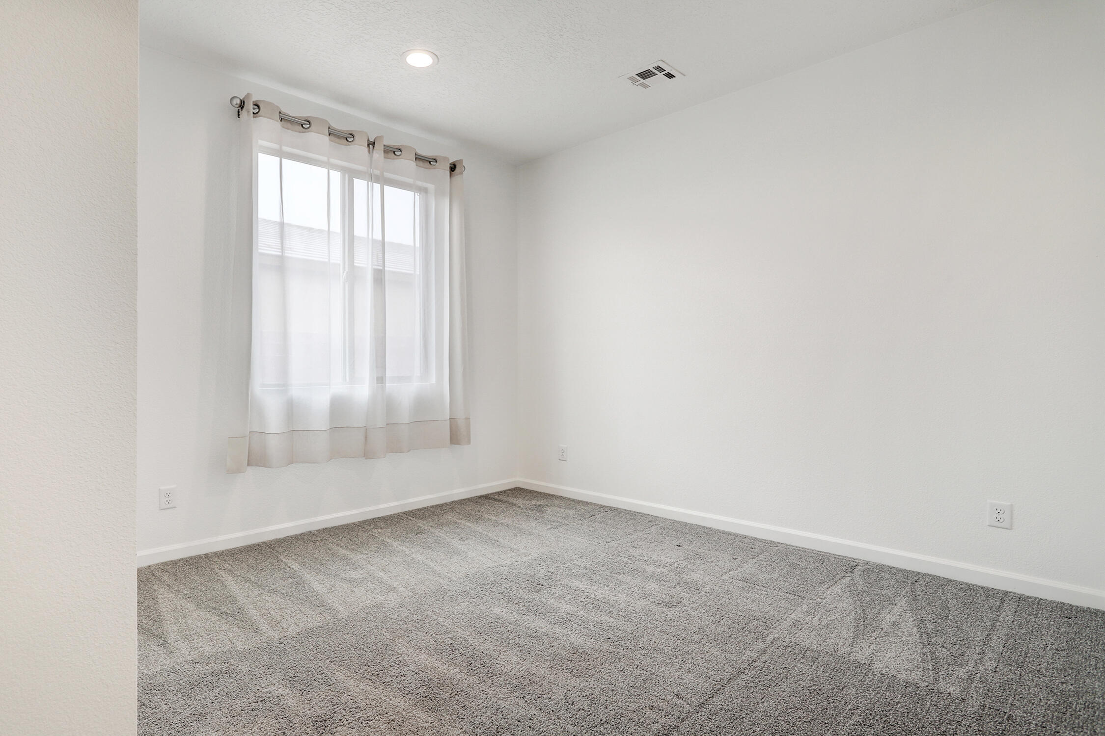 3341 Wolf Tail Loop NE
