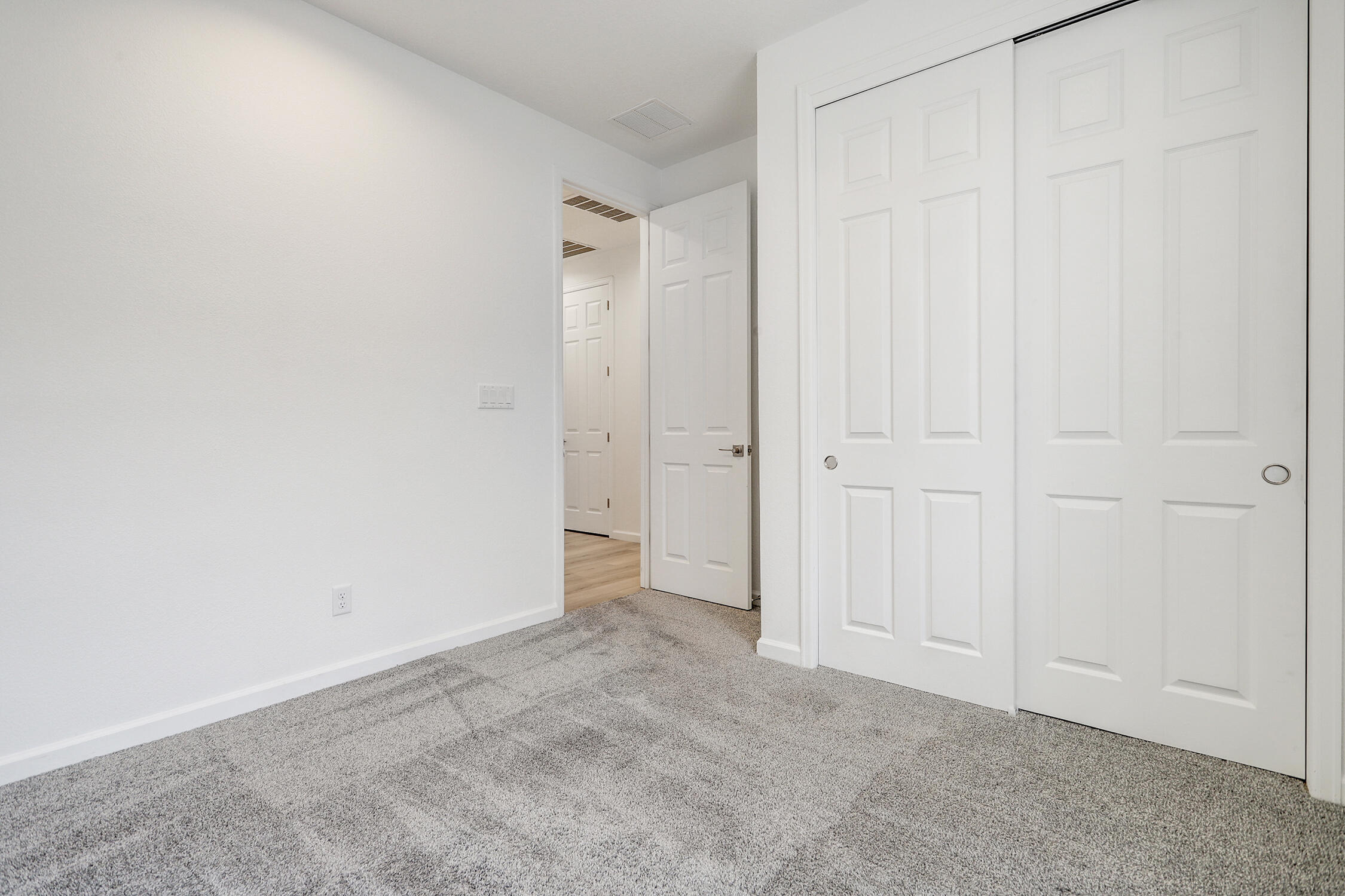 3341 Wolf Tail Loop NE
