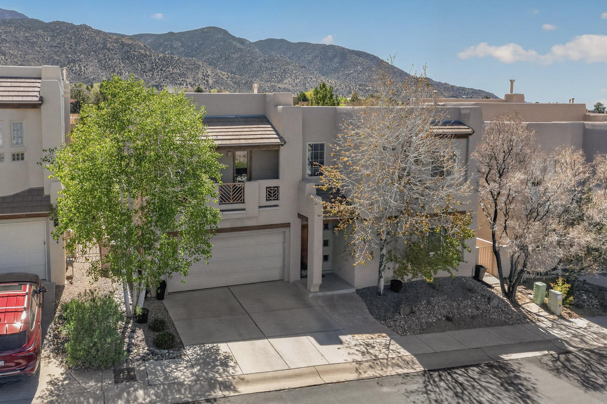 6312 Calla Lily Circle NE