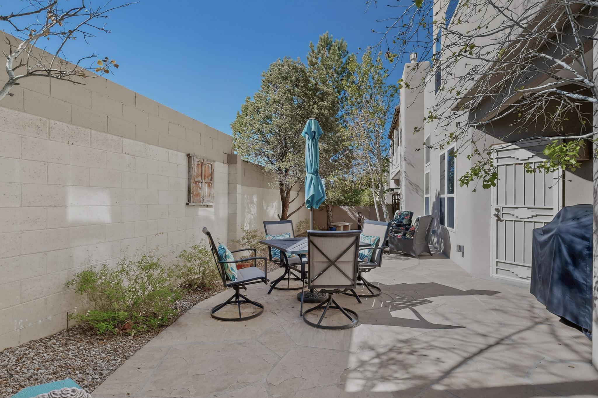6312 Calla Lily Circle NE