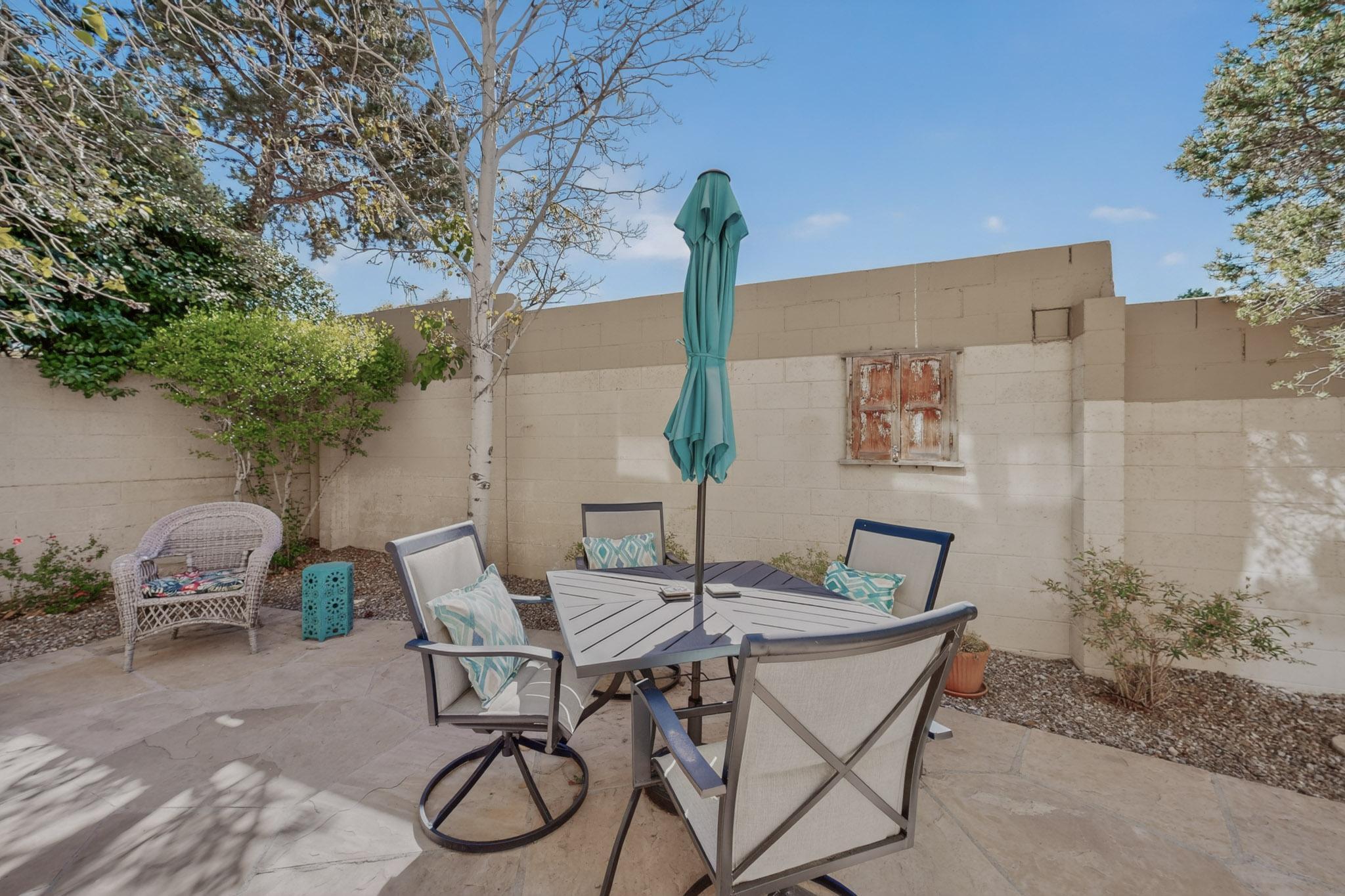 6312 Calla Lily Circle NE