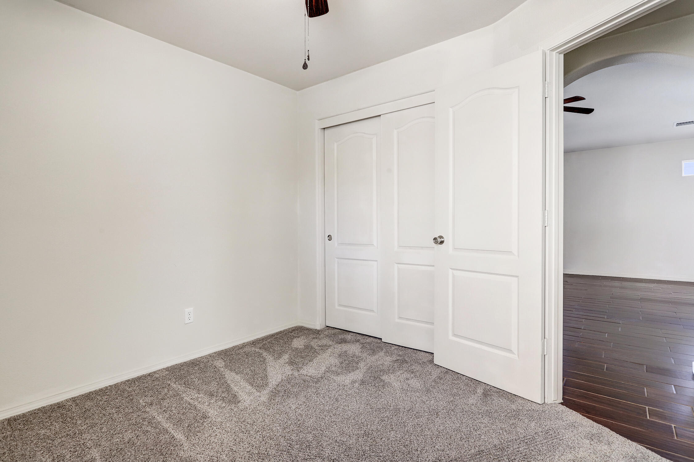 9901 Sunshine Mesa Drive NW