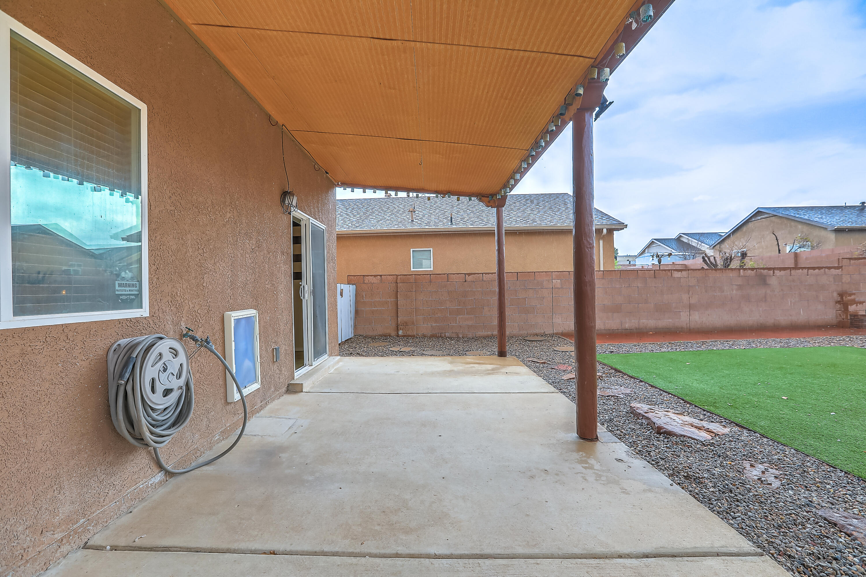 1009 Spring Valley Road NE