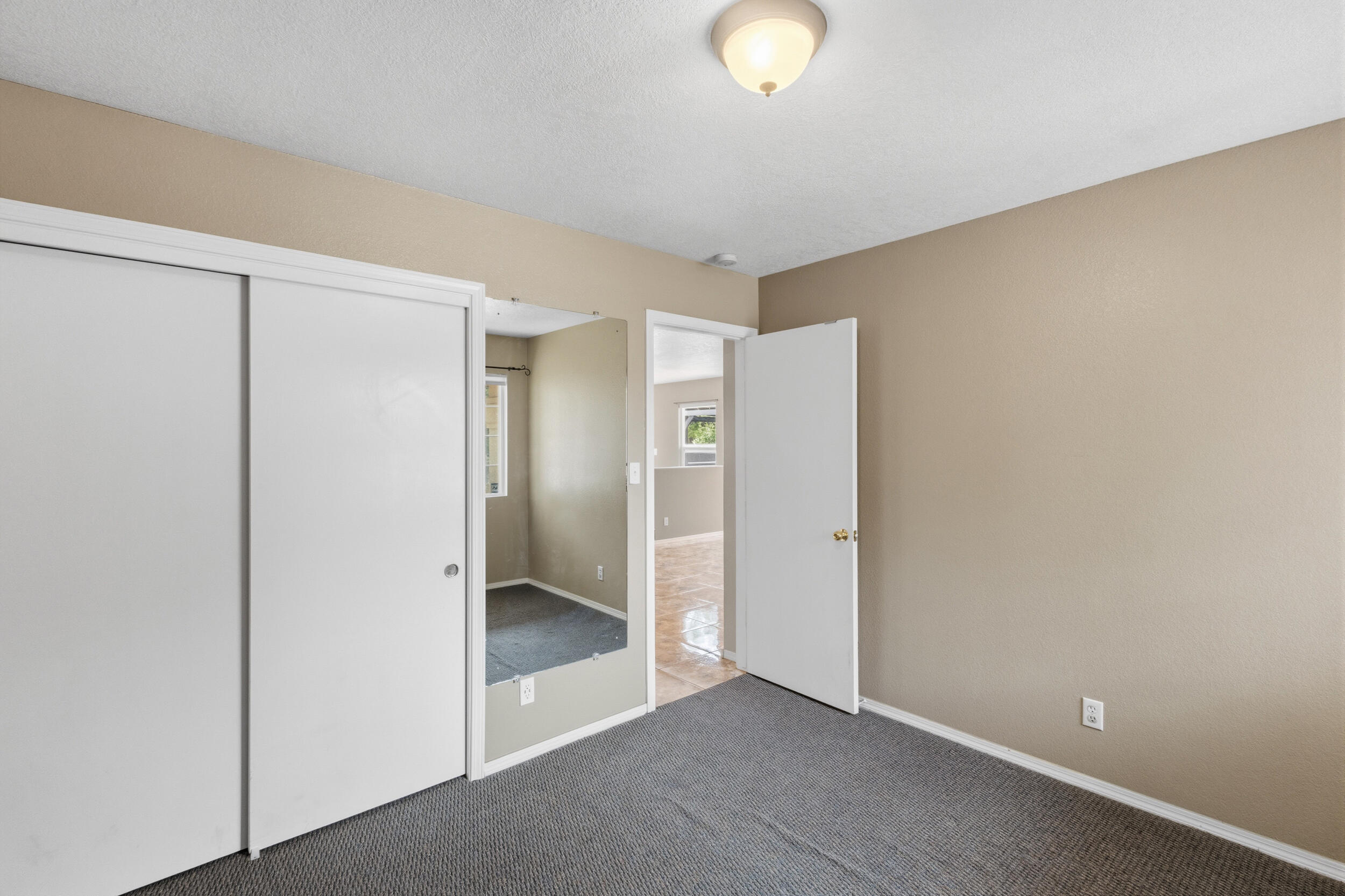 463 Burton Meadows Drive NE