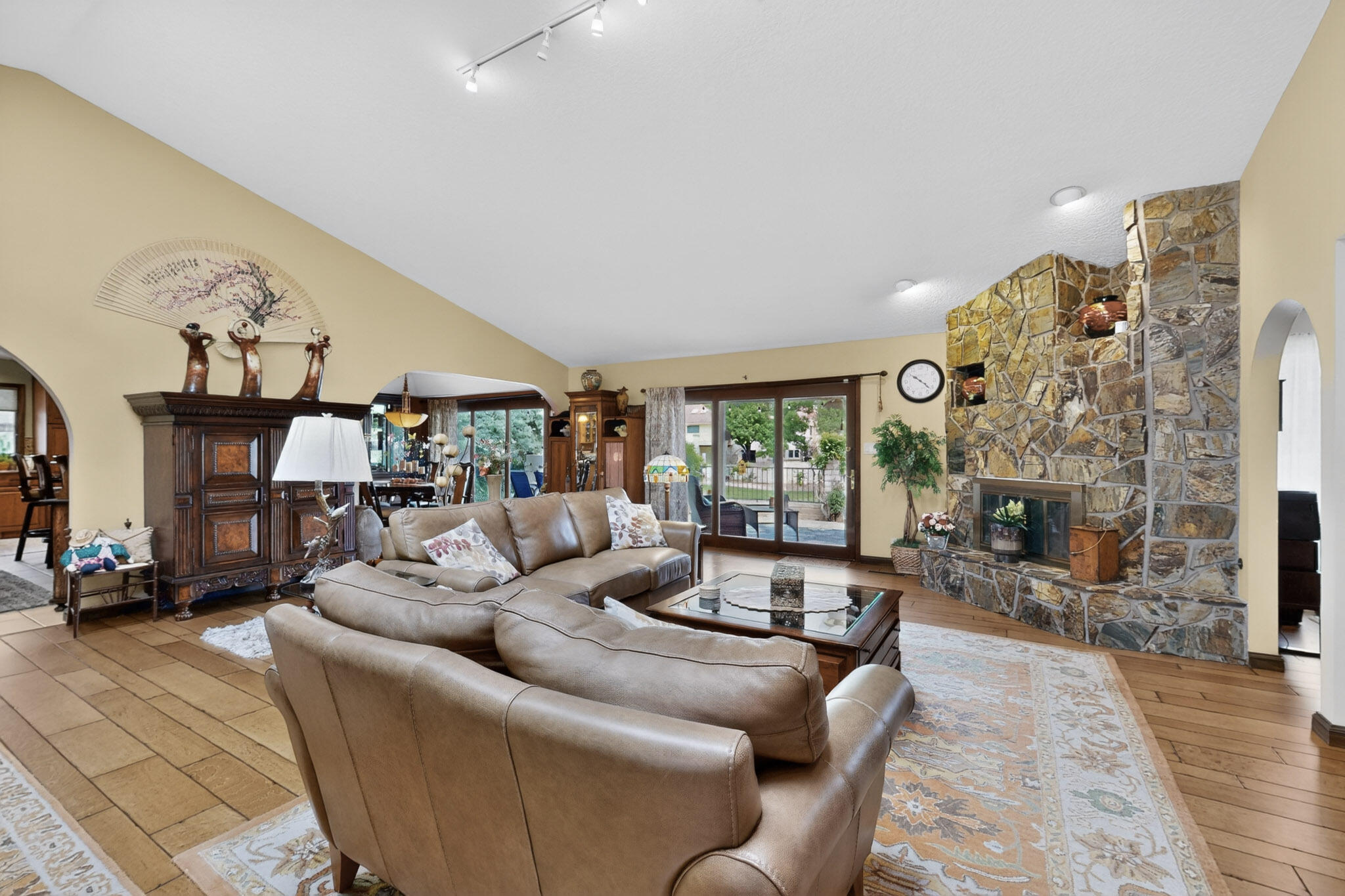 9405 Augusta Avenue NE