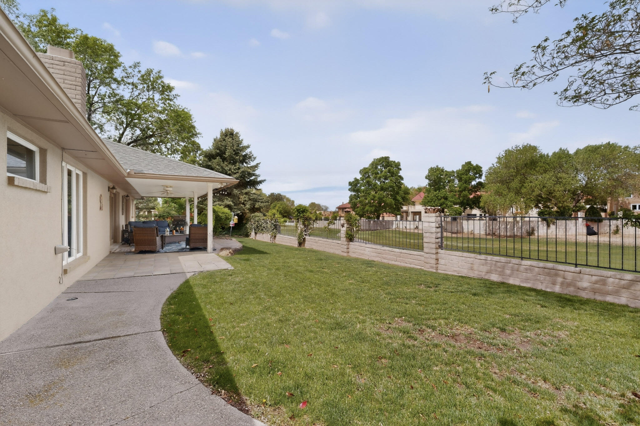 9405 Augusta Avenue NE