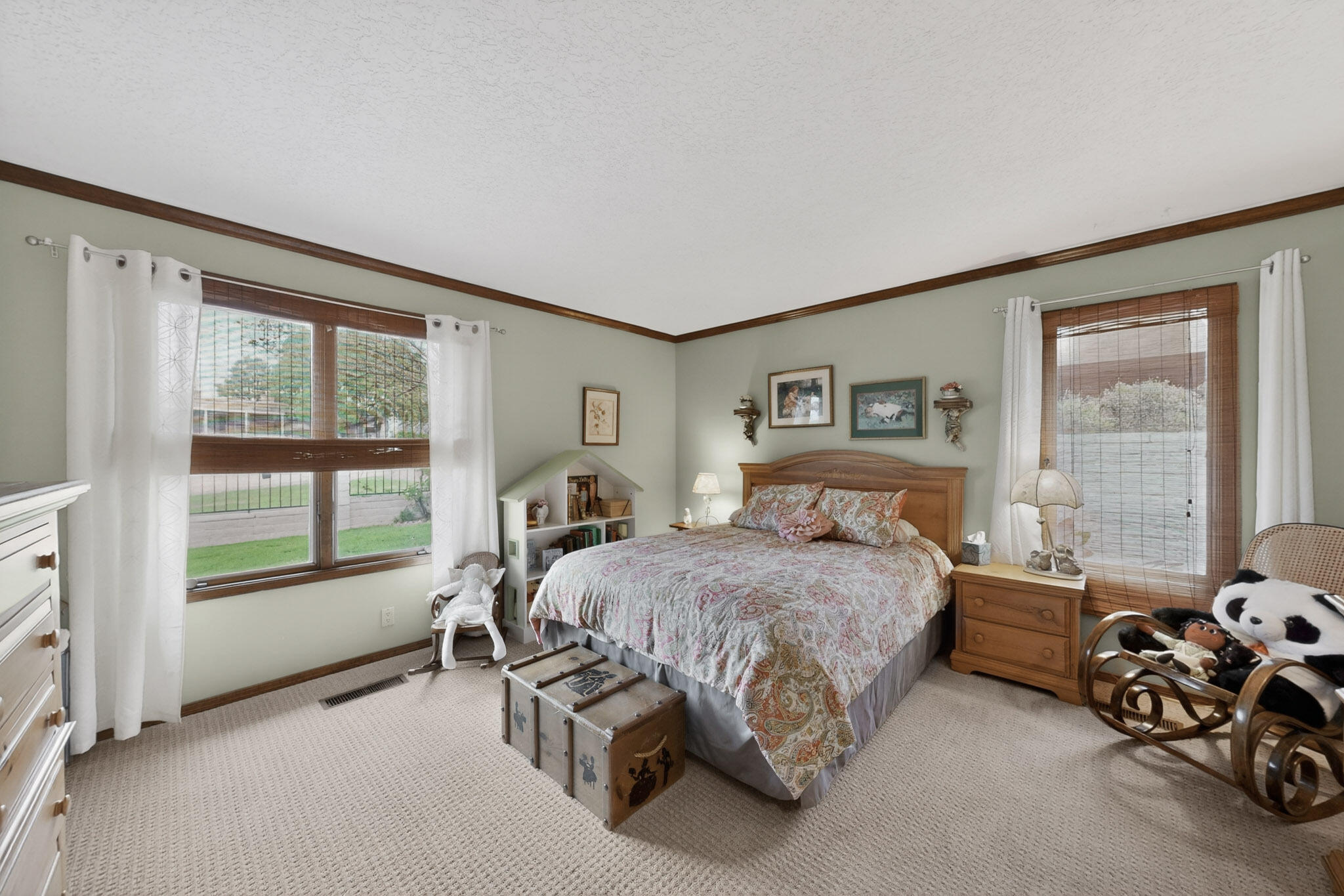 9405 Augusta Avenue NE