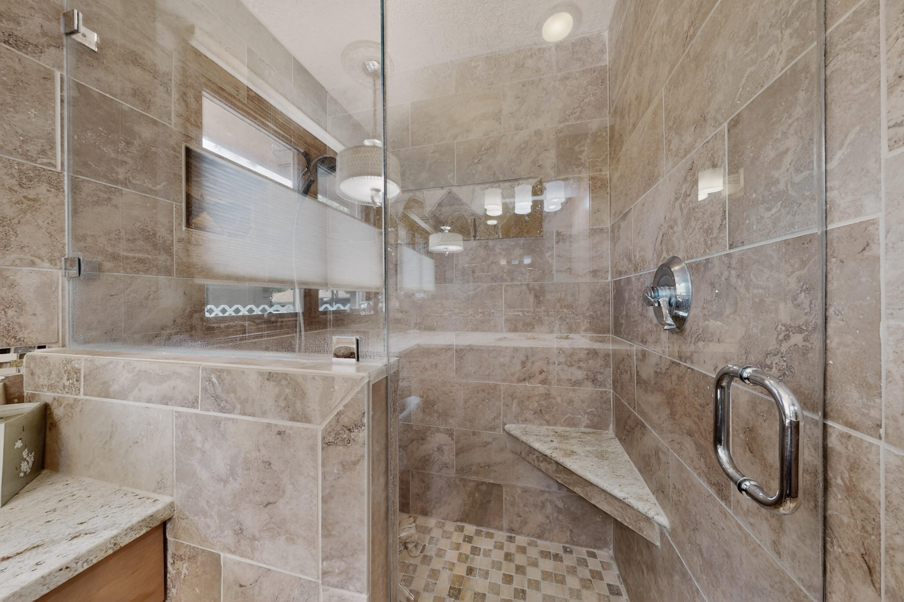 9405 Augusta Avenue NE