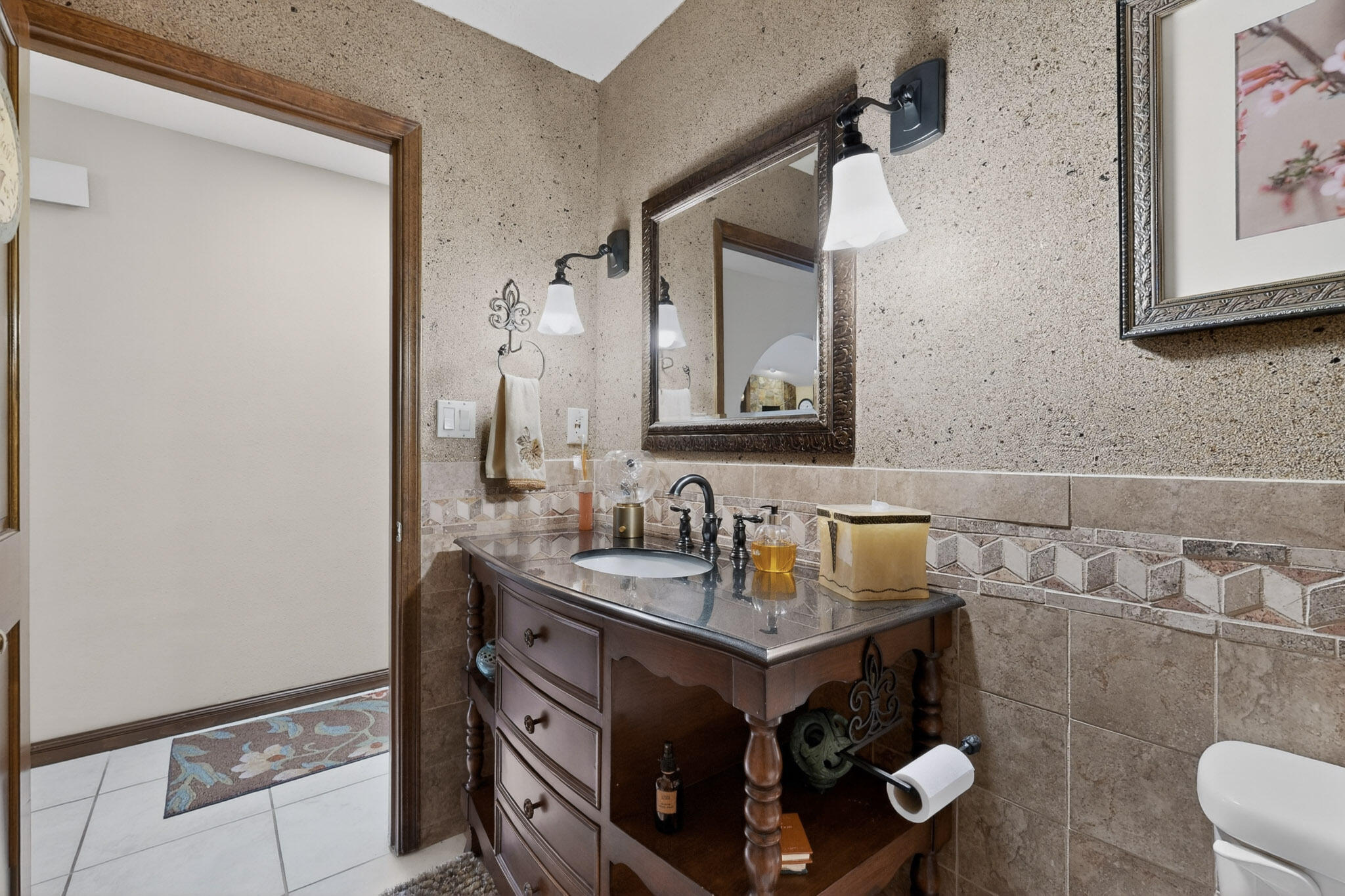 9405 Augusta Avenue NE