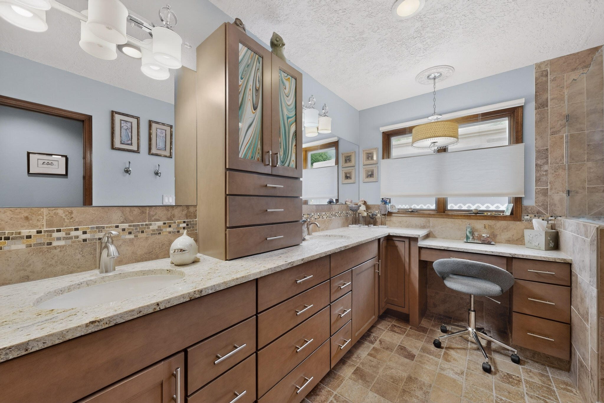 9405 Augusta Avenue NE