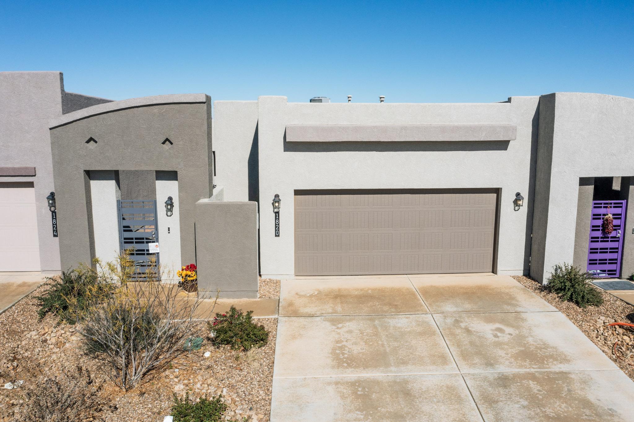1820 Villa Contesa Loop NW