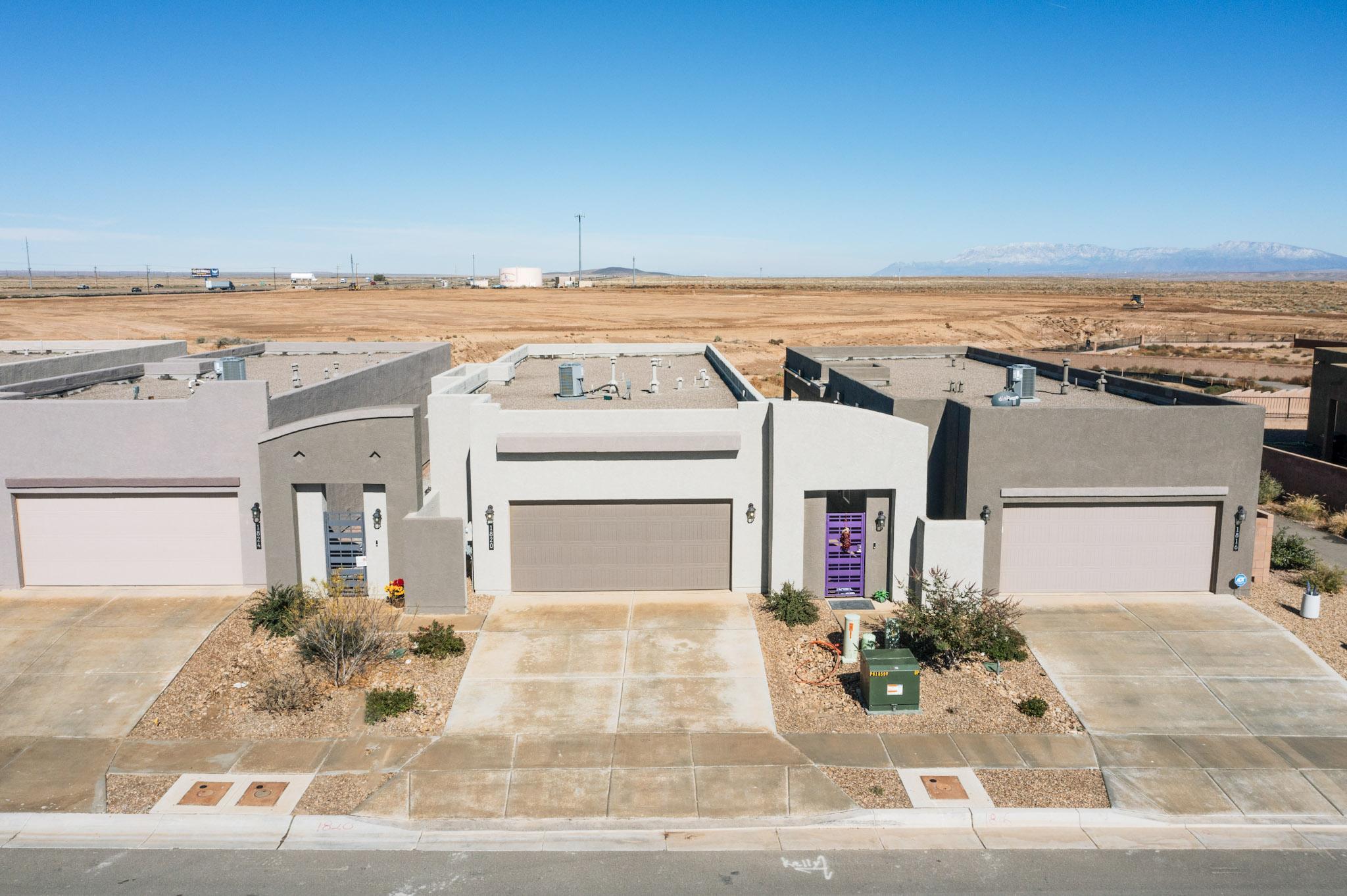 1820 Villa Contesa Loop NW