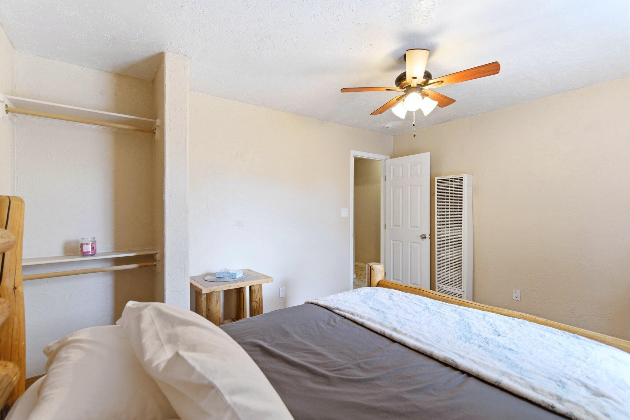 615 Keleher Avenue NW