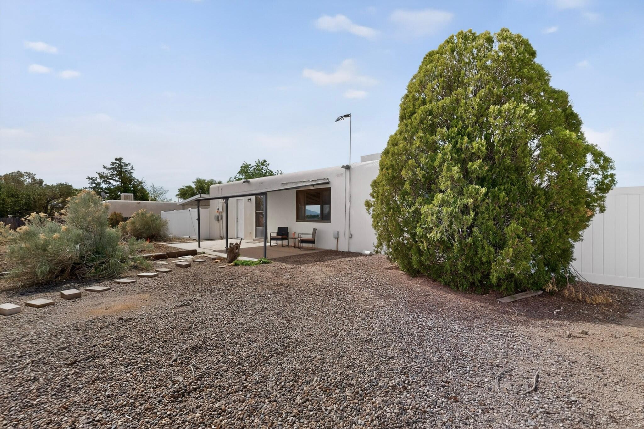 4709 El Hachero Court SE