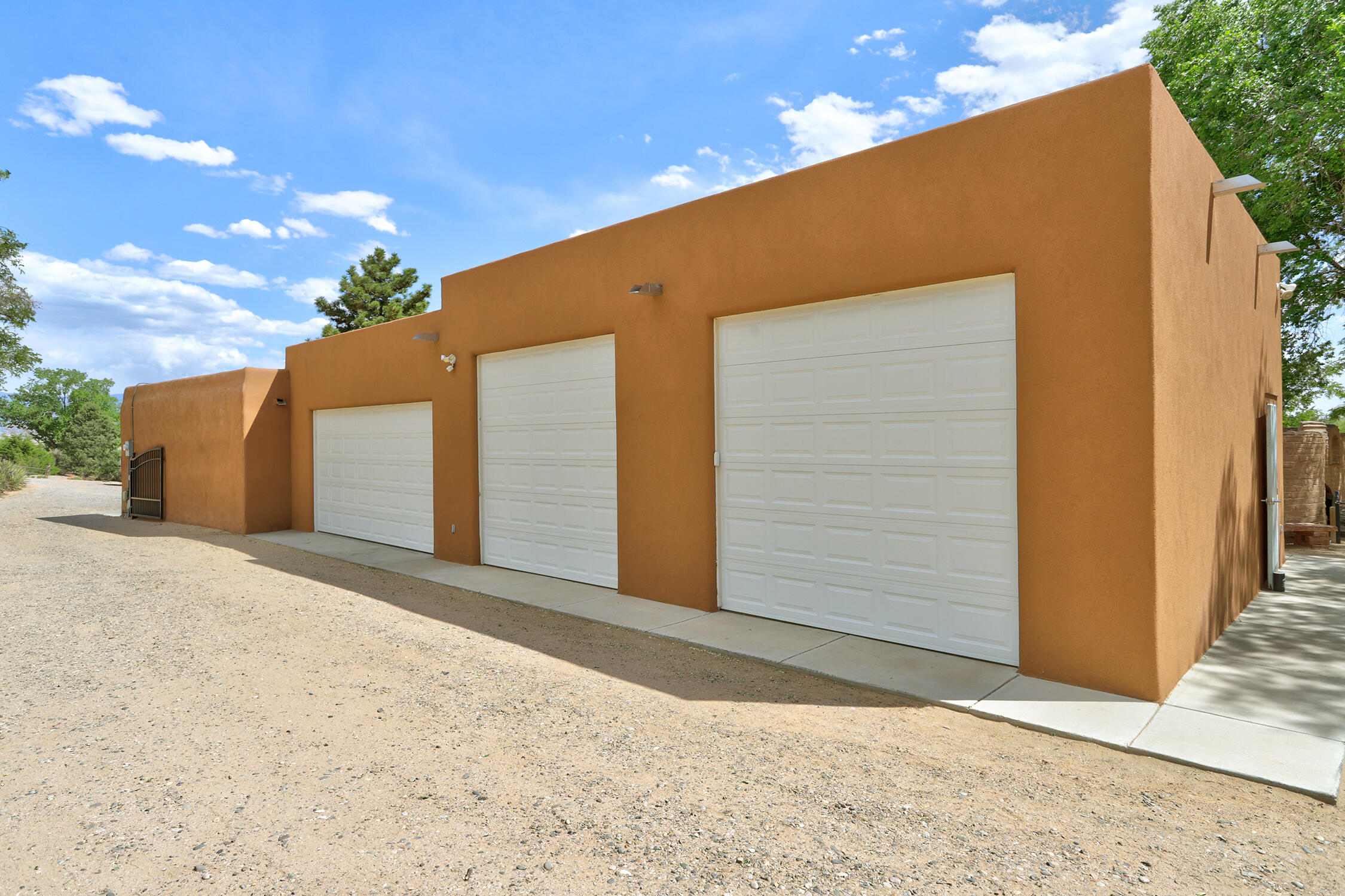 1321 Yippee Calle Court NW