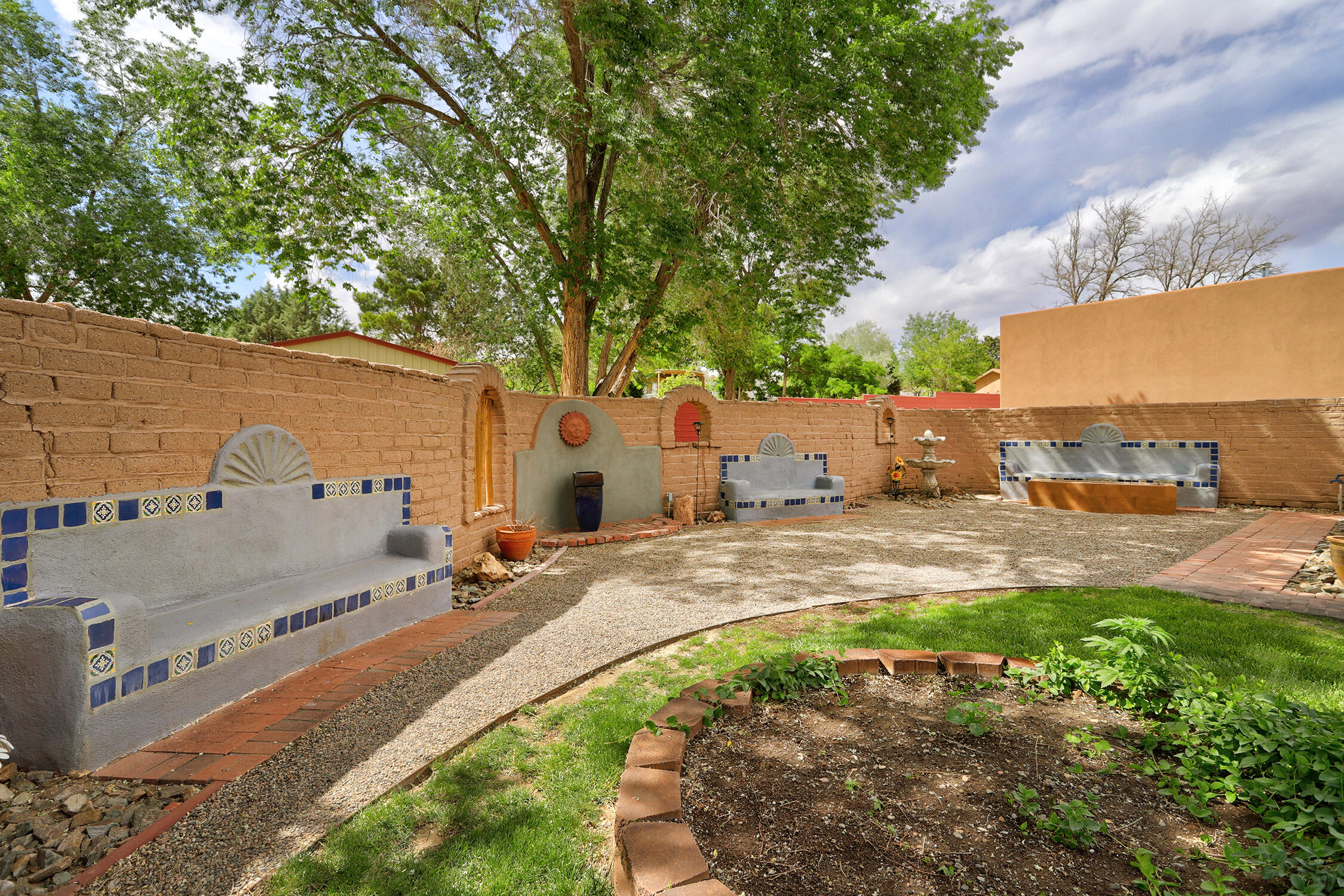 1321 Yippee Calle Court NW