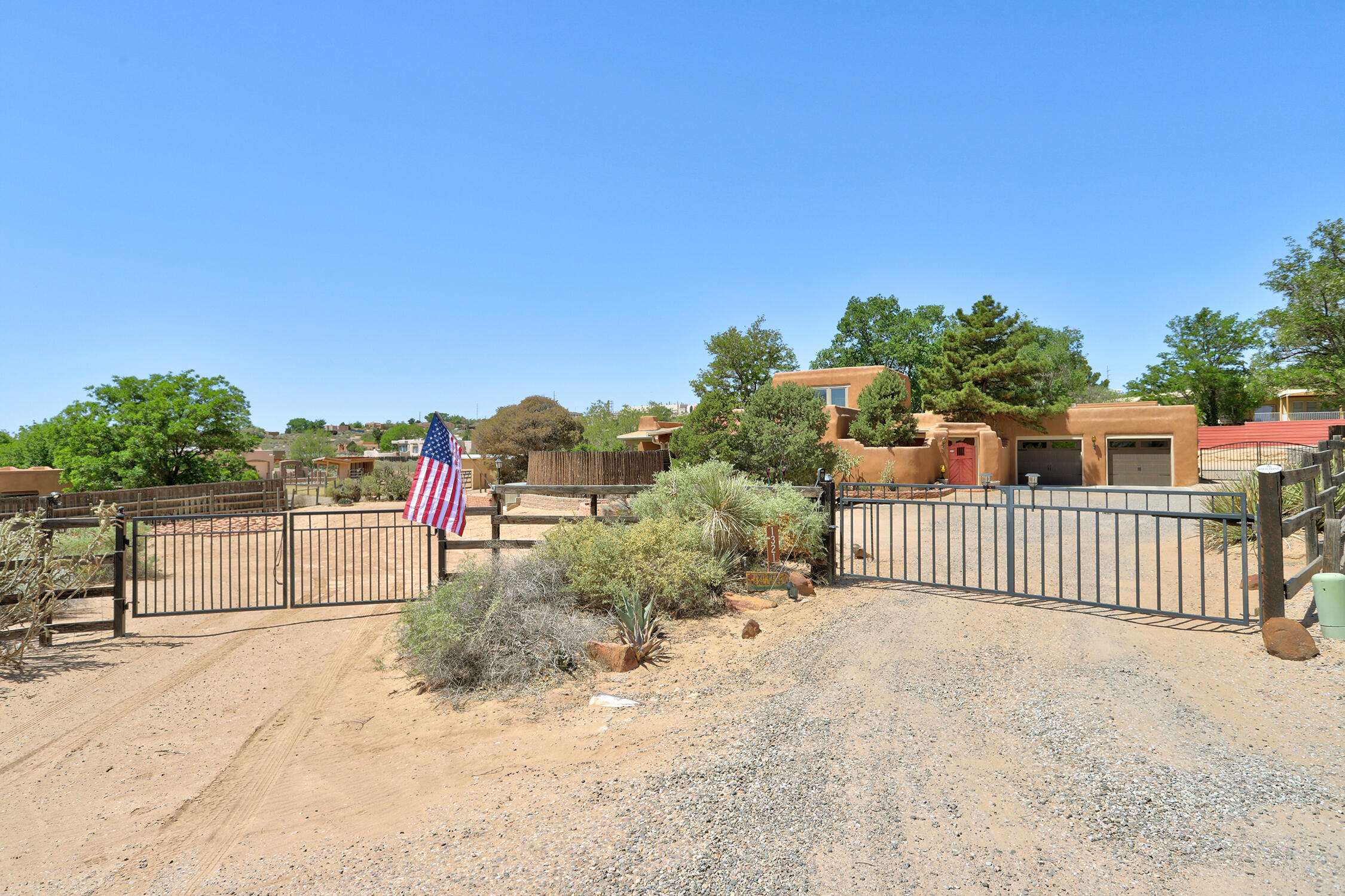 1321 Yippee Calle Court NW