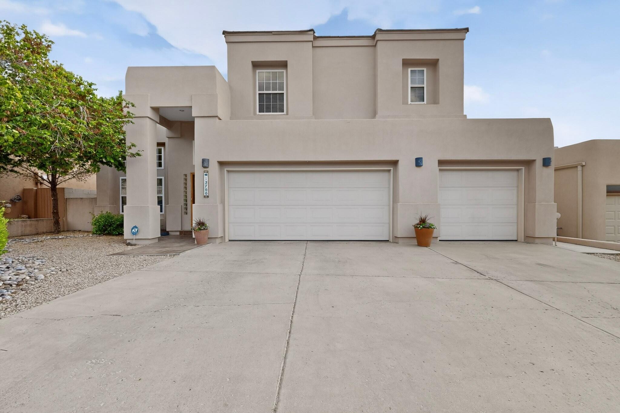 12700 Sunset Ridge Place NE
