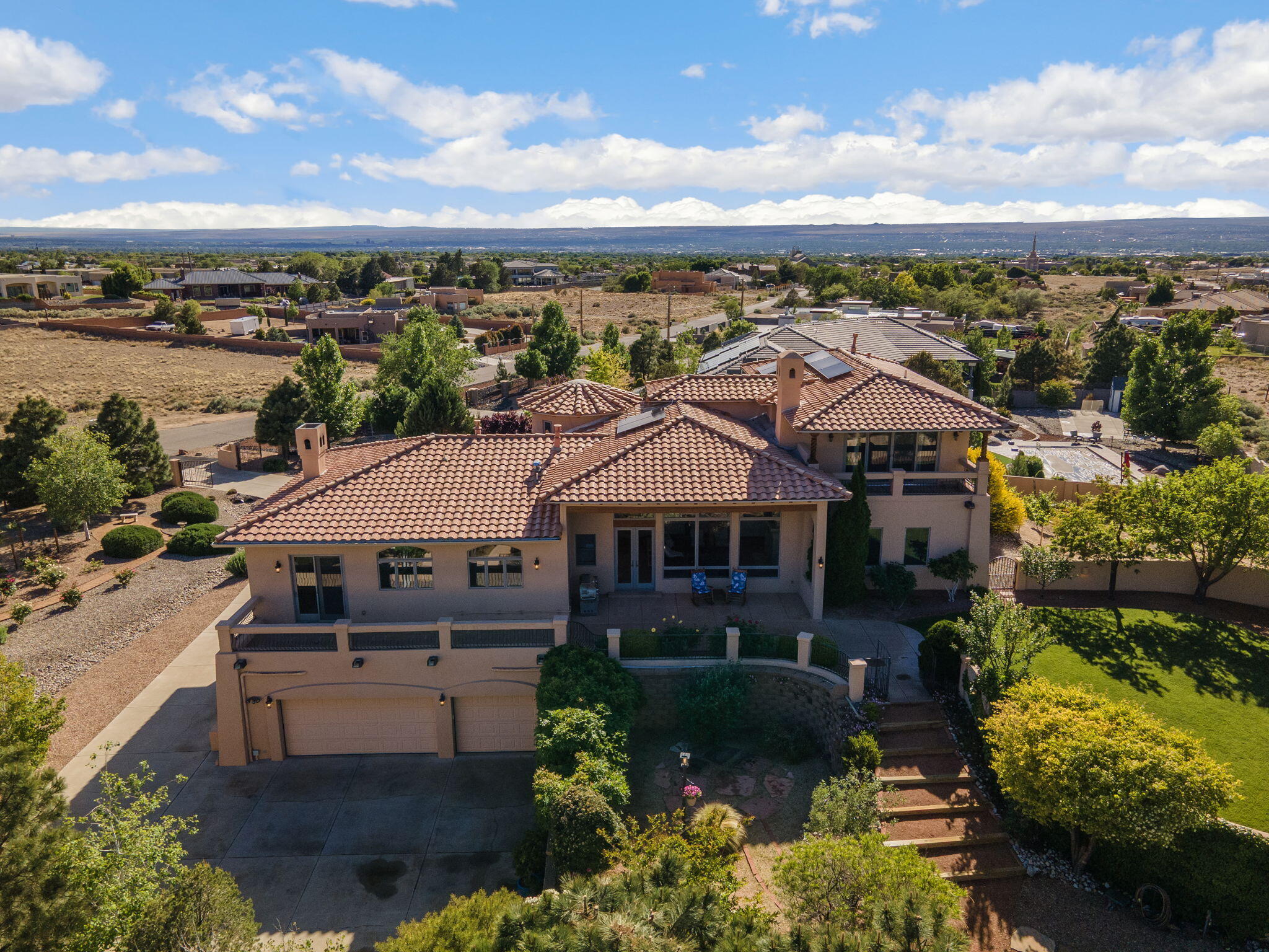 11009 San Francisco Road NE