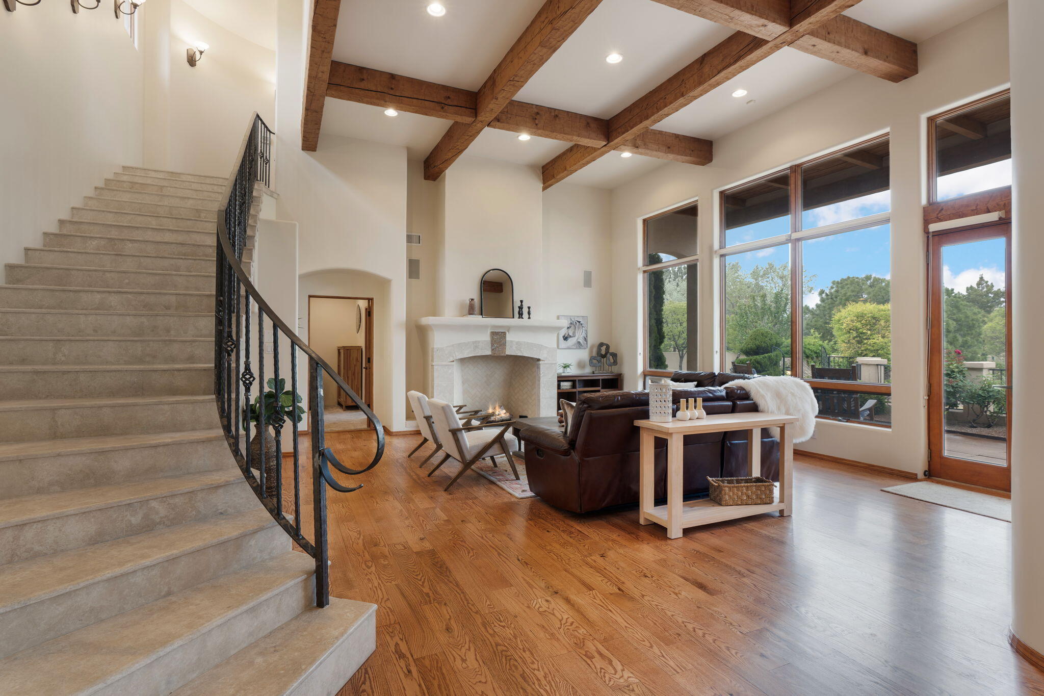 11009 San Francisco Road NE