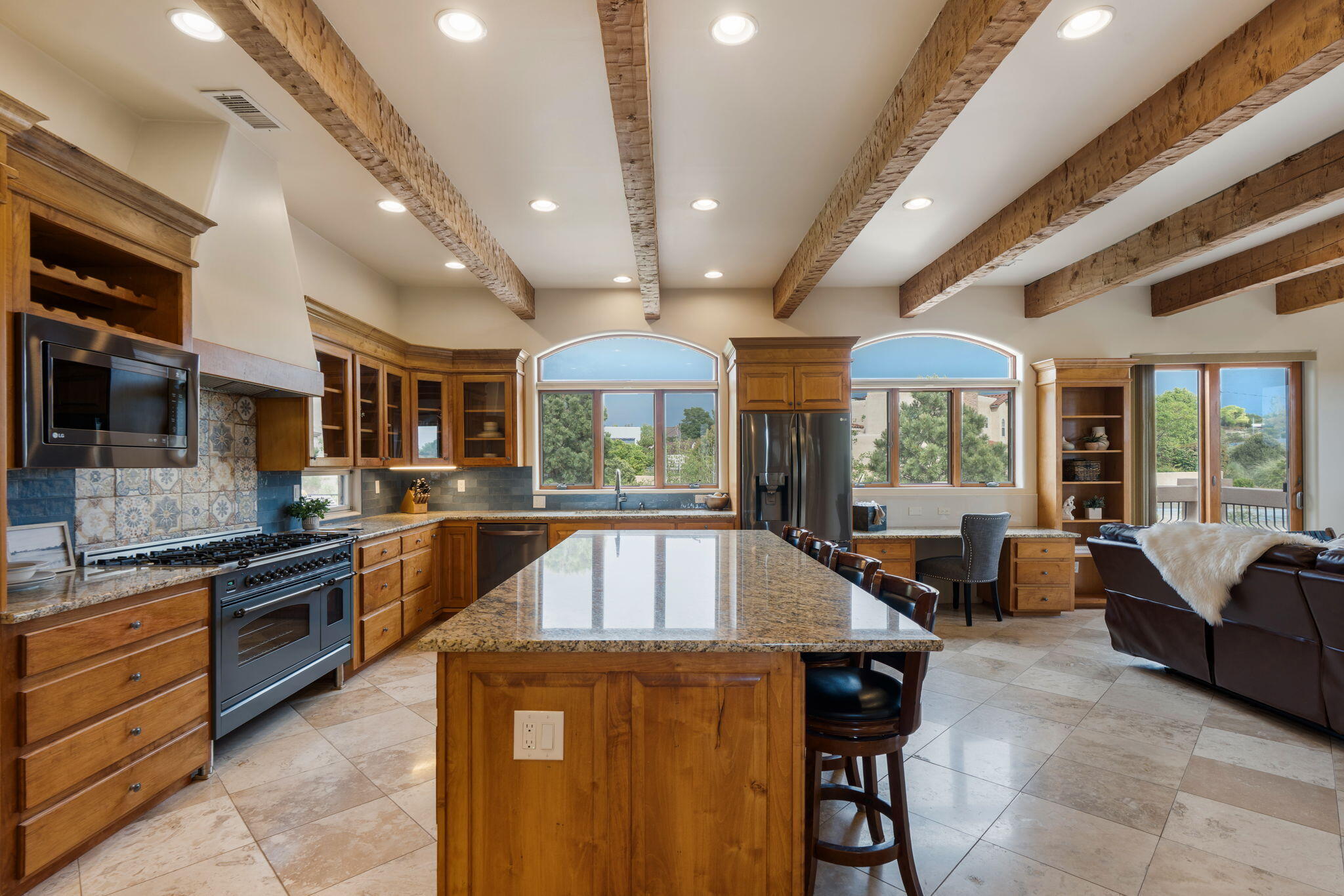 11009 San Francisco Road NE