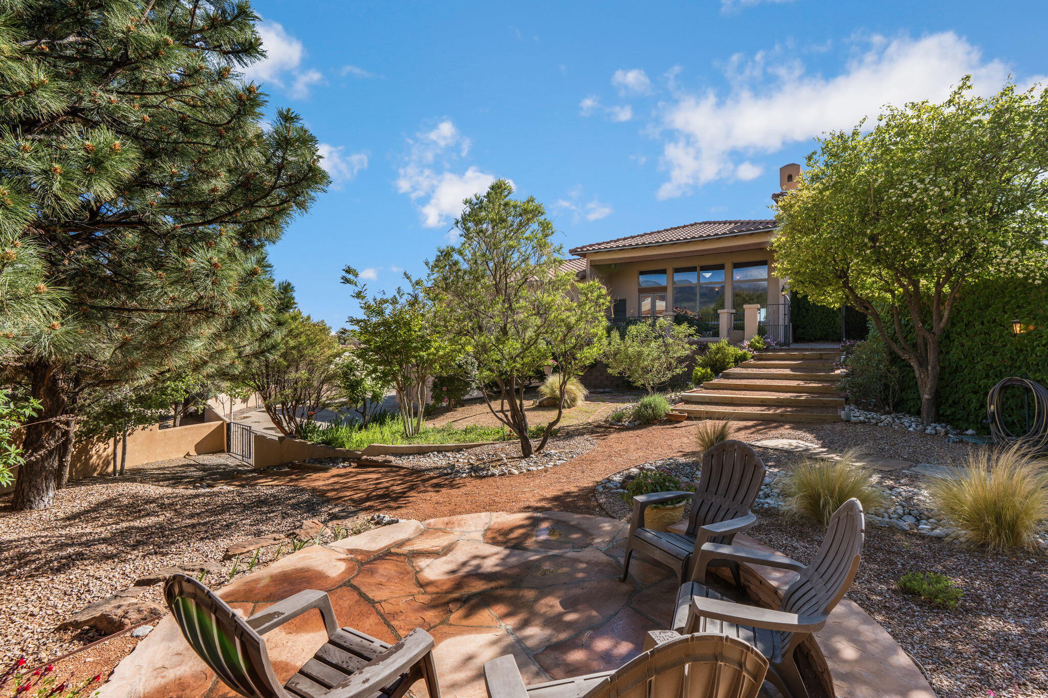 11009 San Francisco Road NE